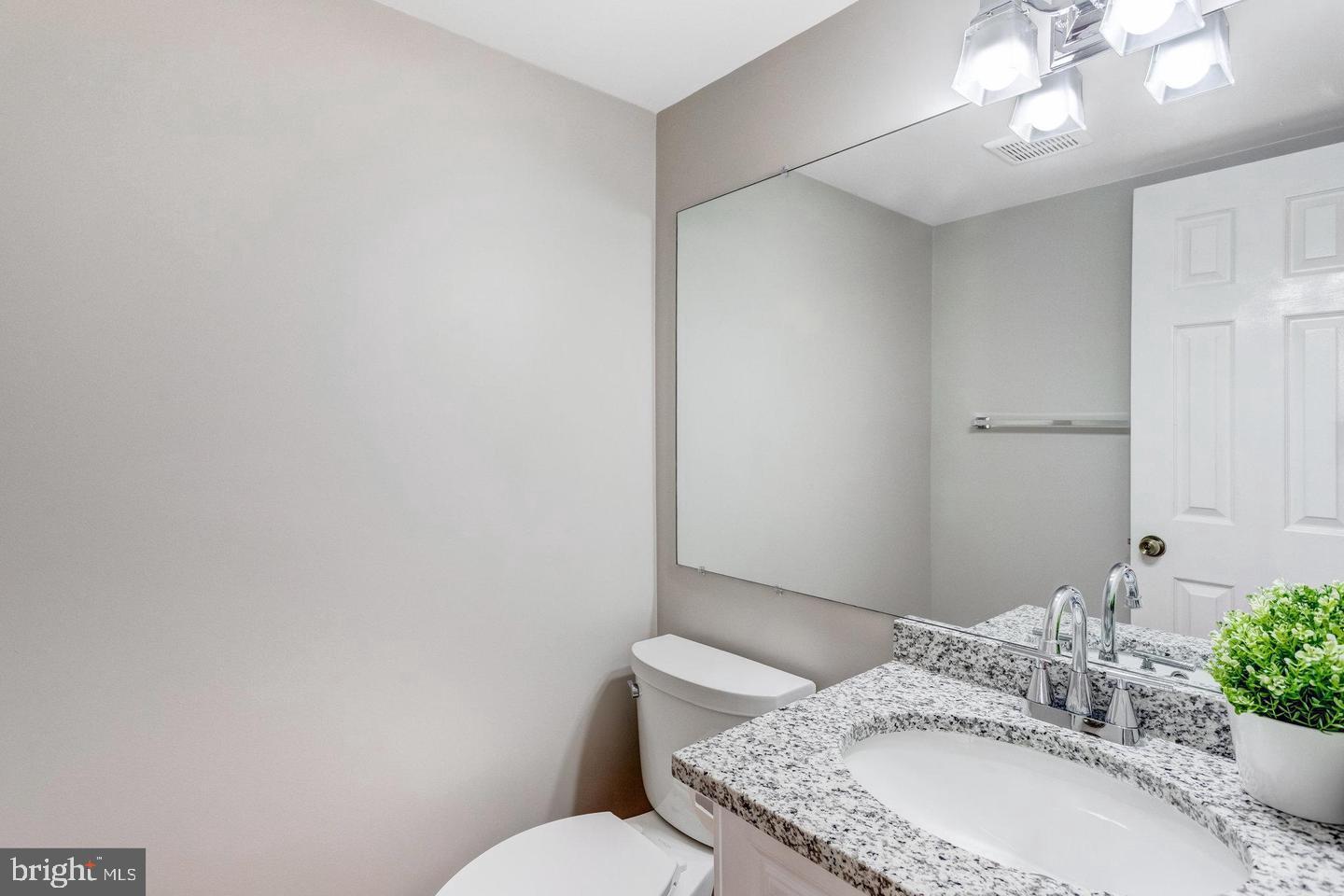 LAKE RIDGE - Residential Lease