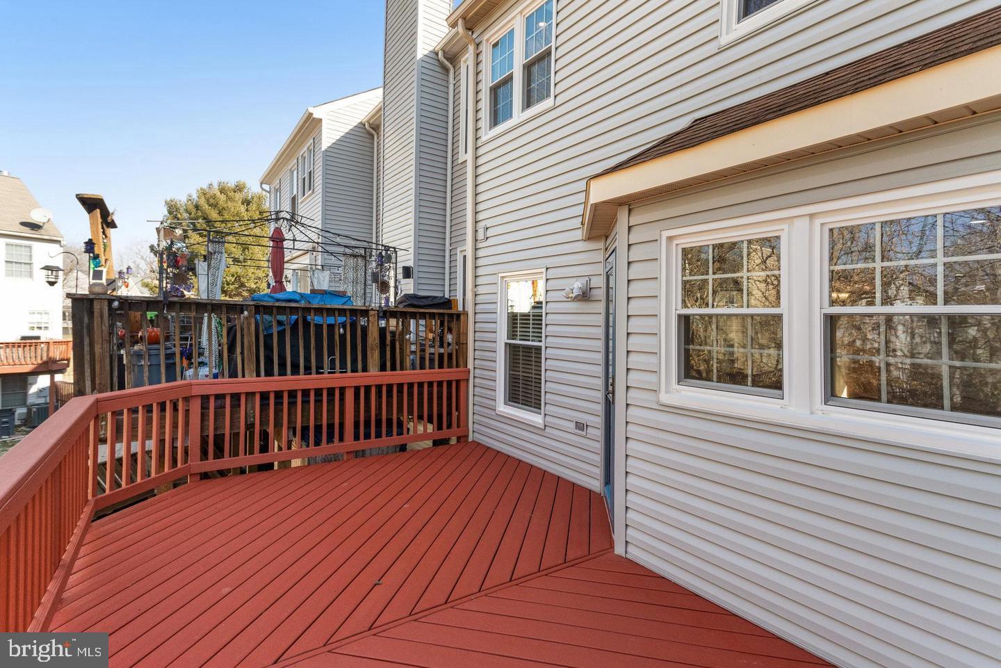 LAKE RIDGE - Residential Lease