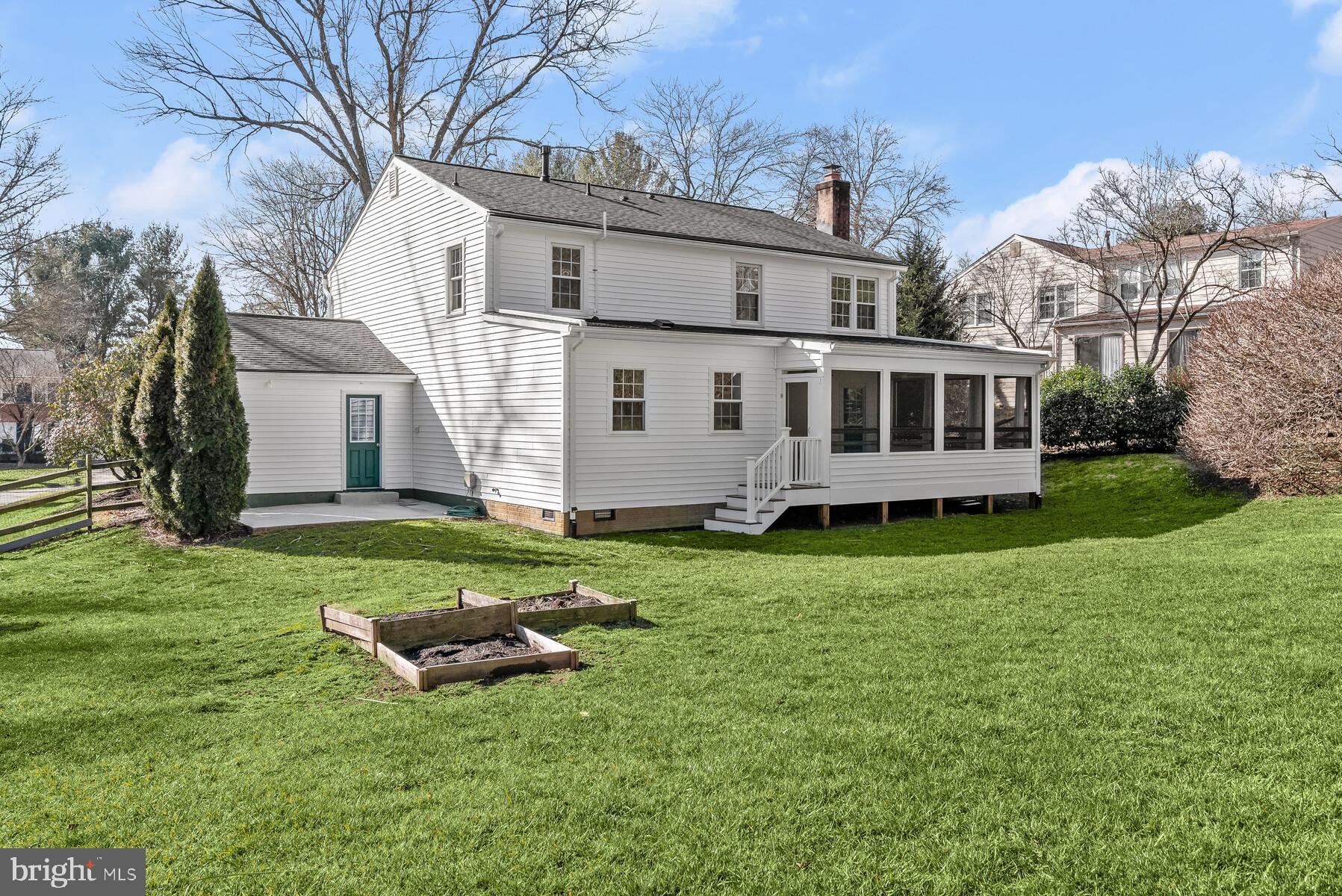 RUNNING BROOK - Residential