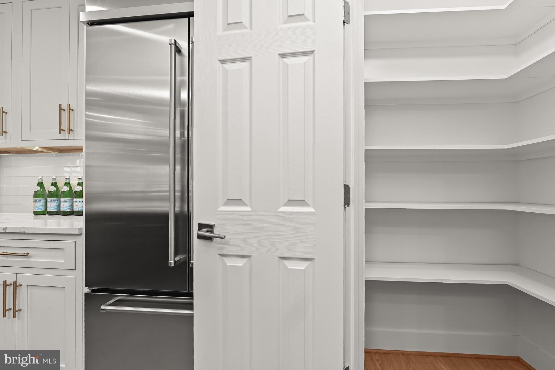 RUNNING BROOK - Residential