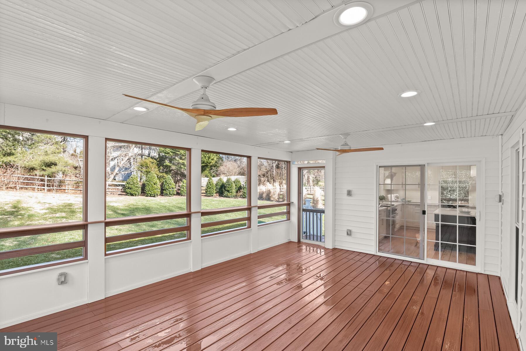 RUNNING BROOK - Residential