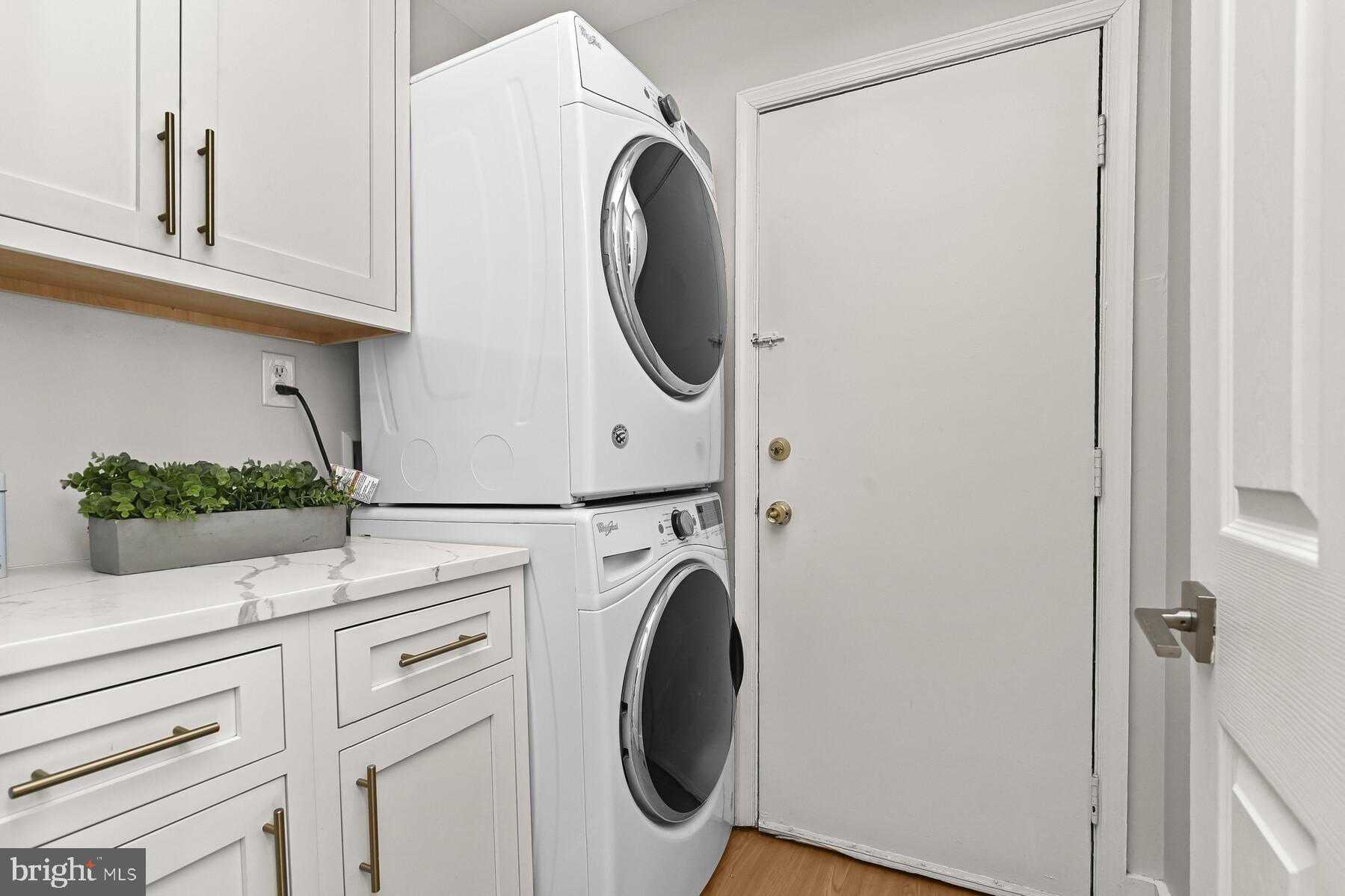 RUNNING BROOK - Residential