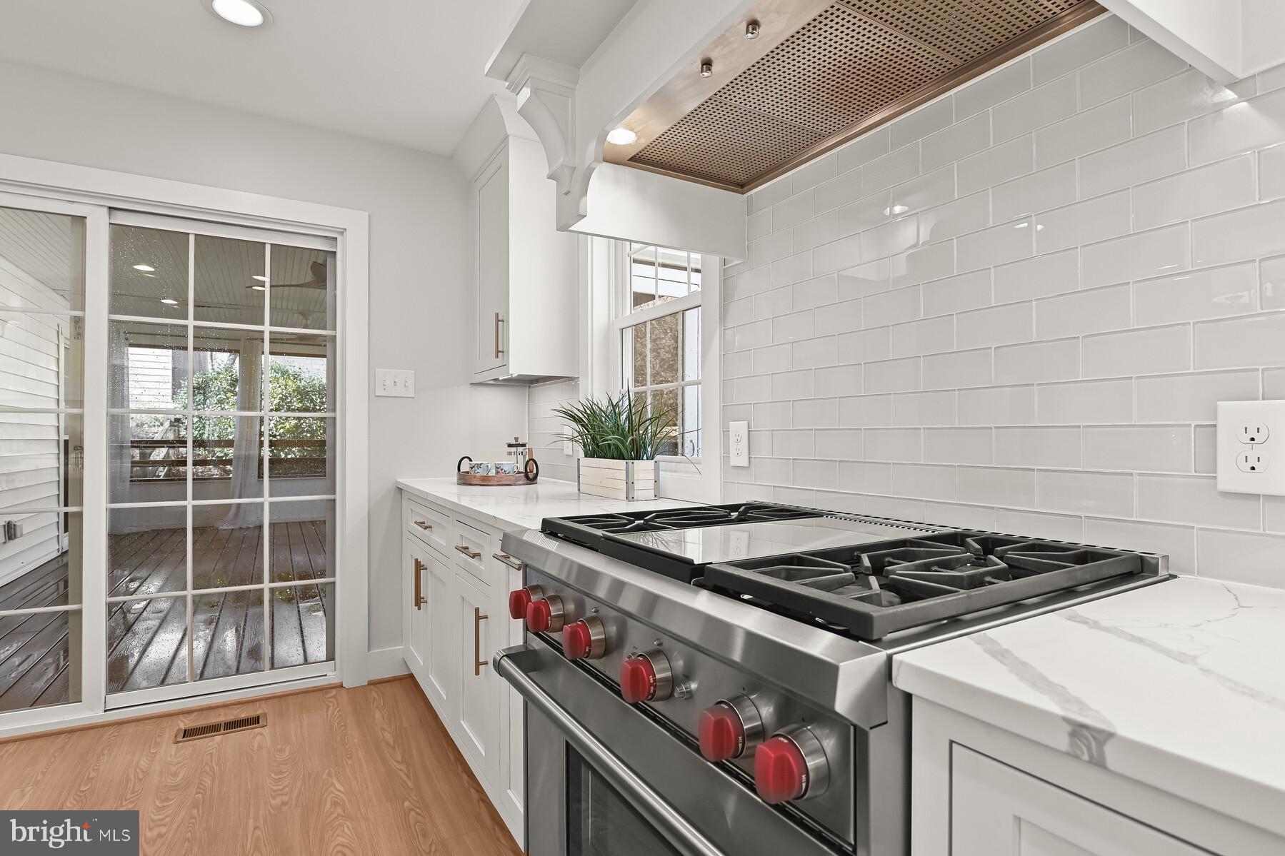 RUNNING BROOK - Residential