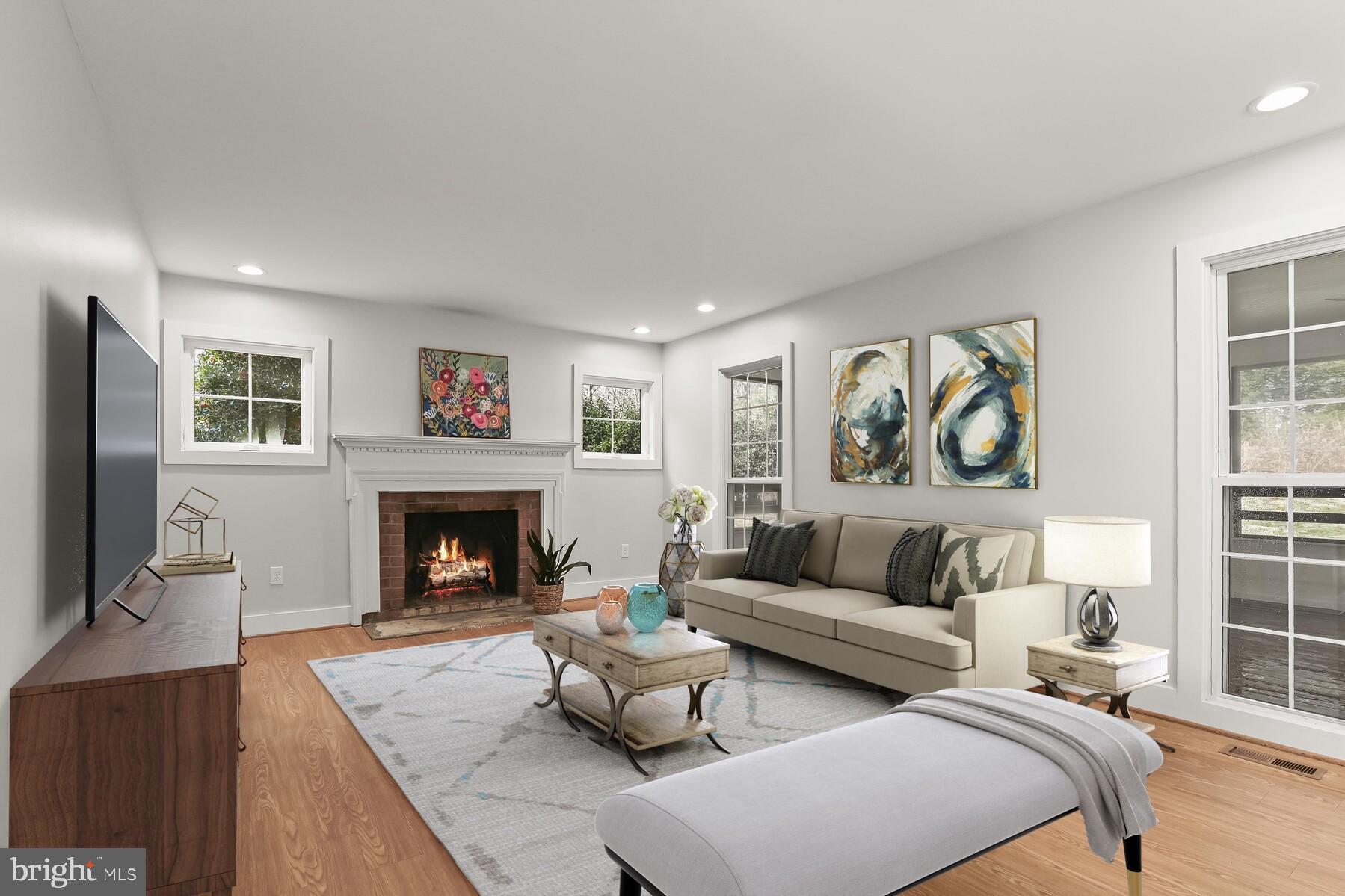 RUNNING BROOK - Residential