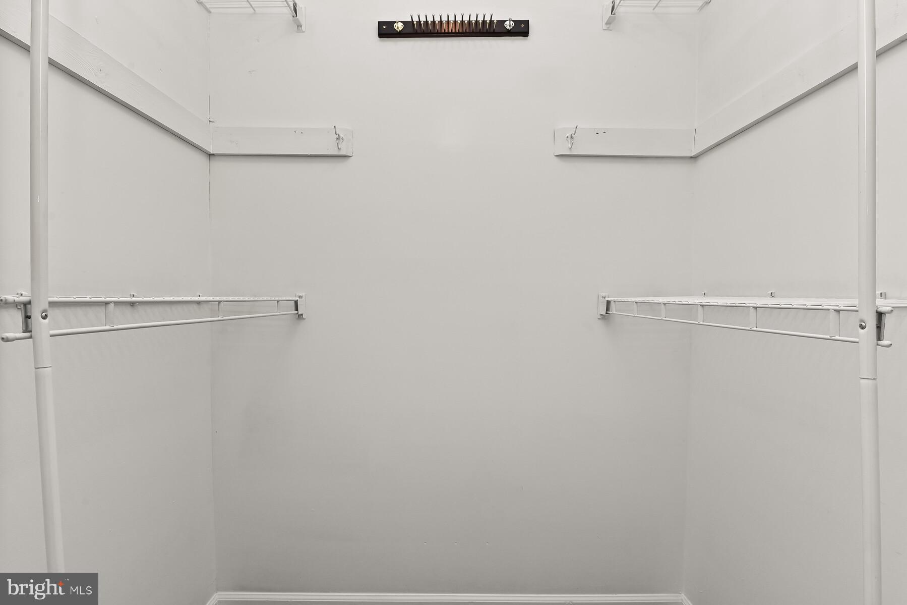 RUNNING BROOK - Residential