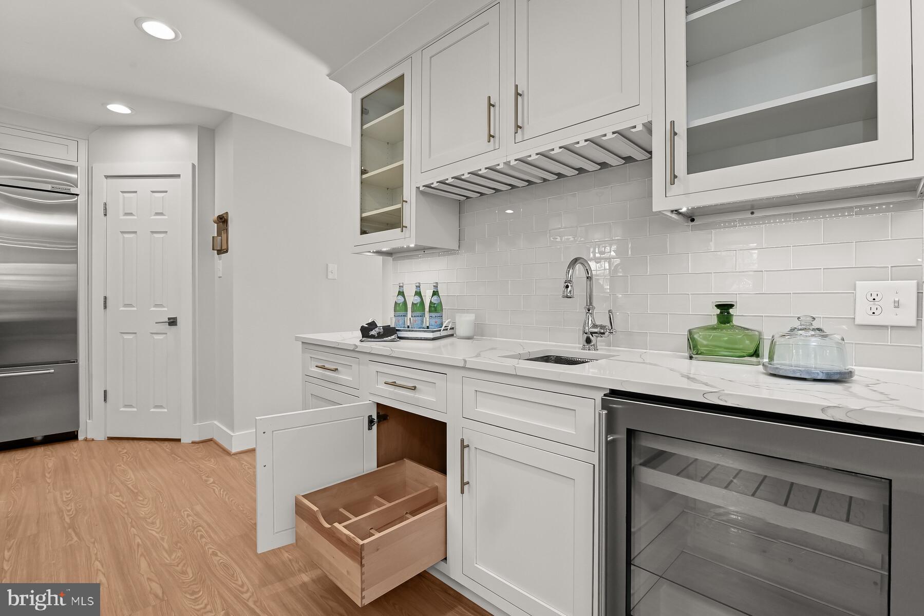 RUNNING BROOK - Residential