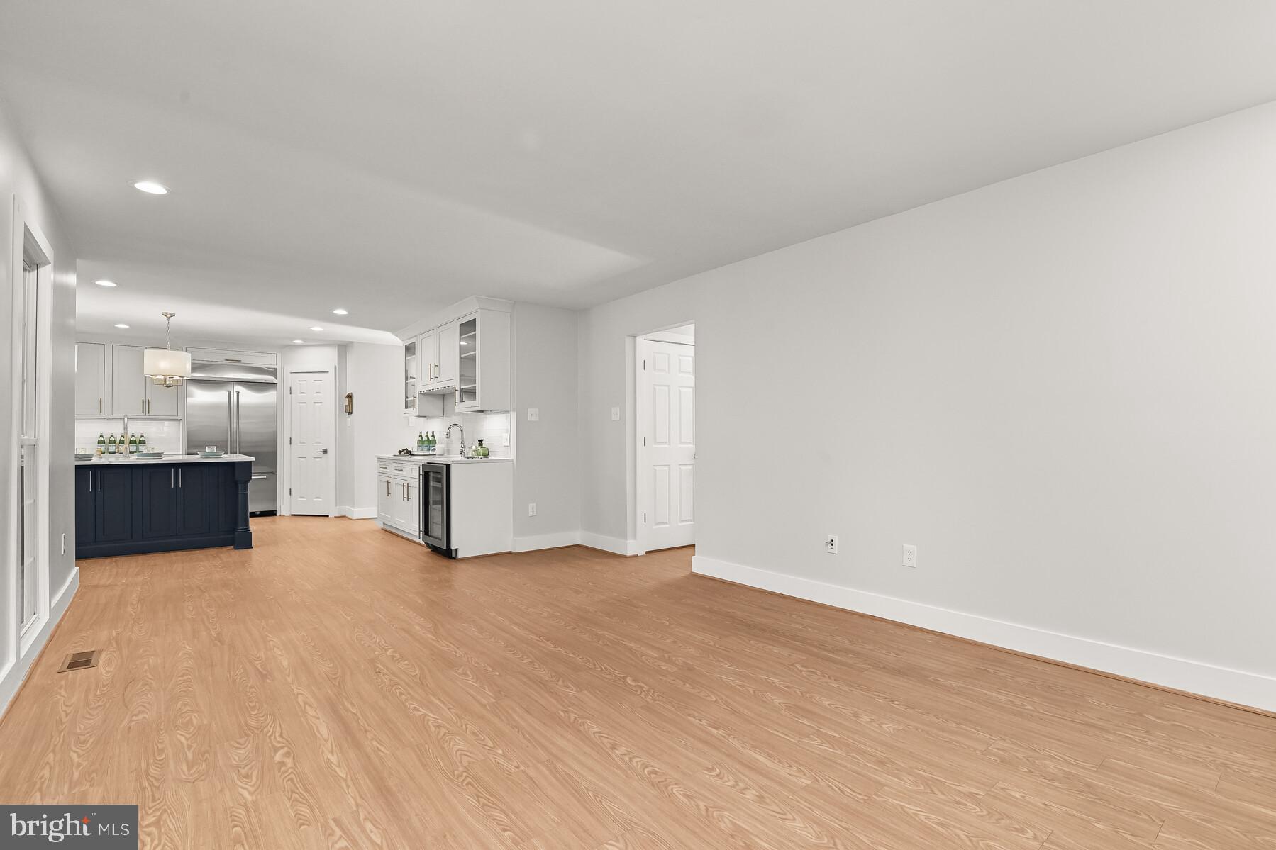 RUNNING BROOK - Residential