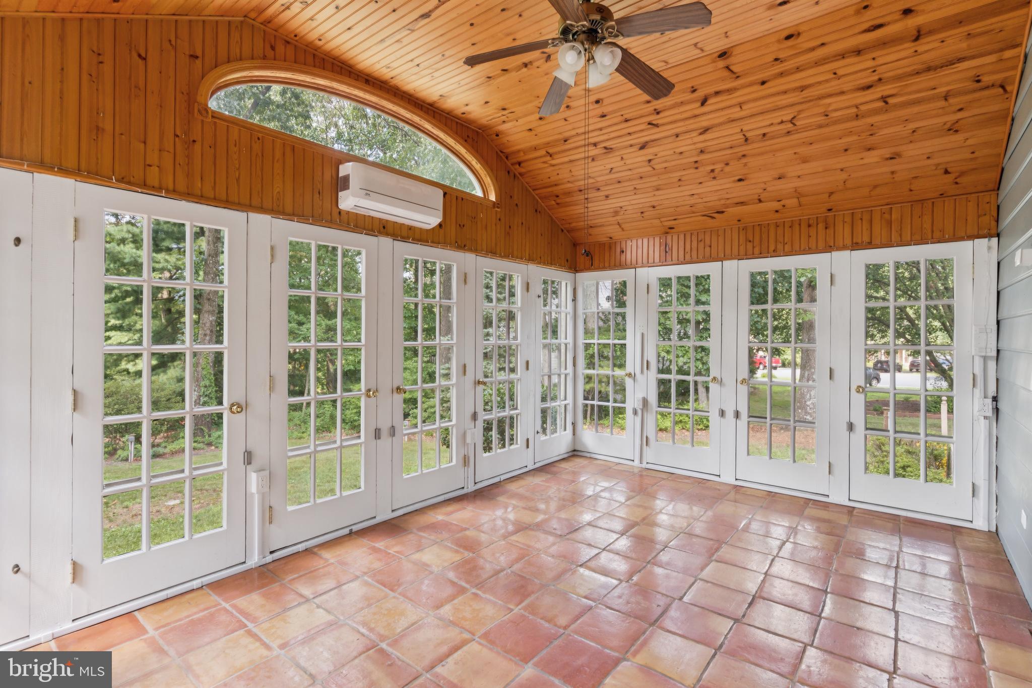 ELMHURST RIDGE - Residential