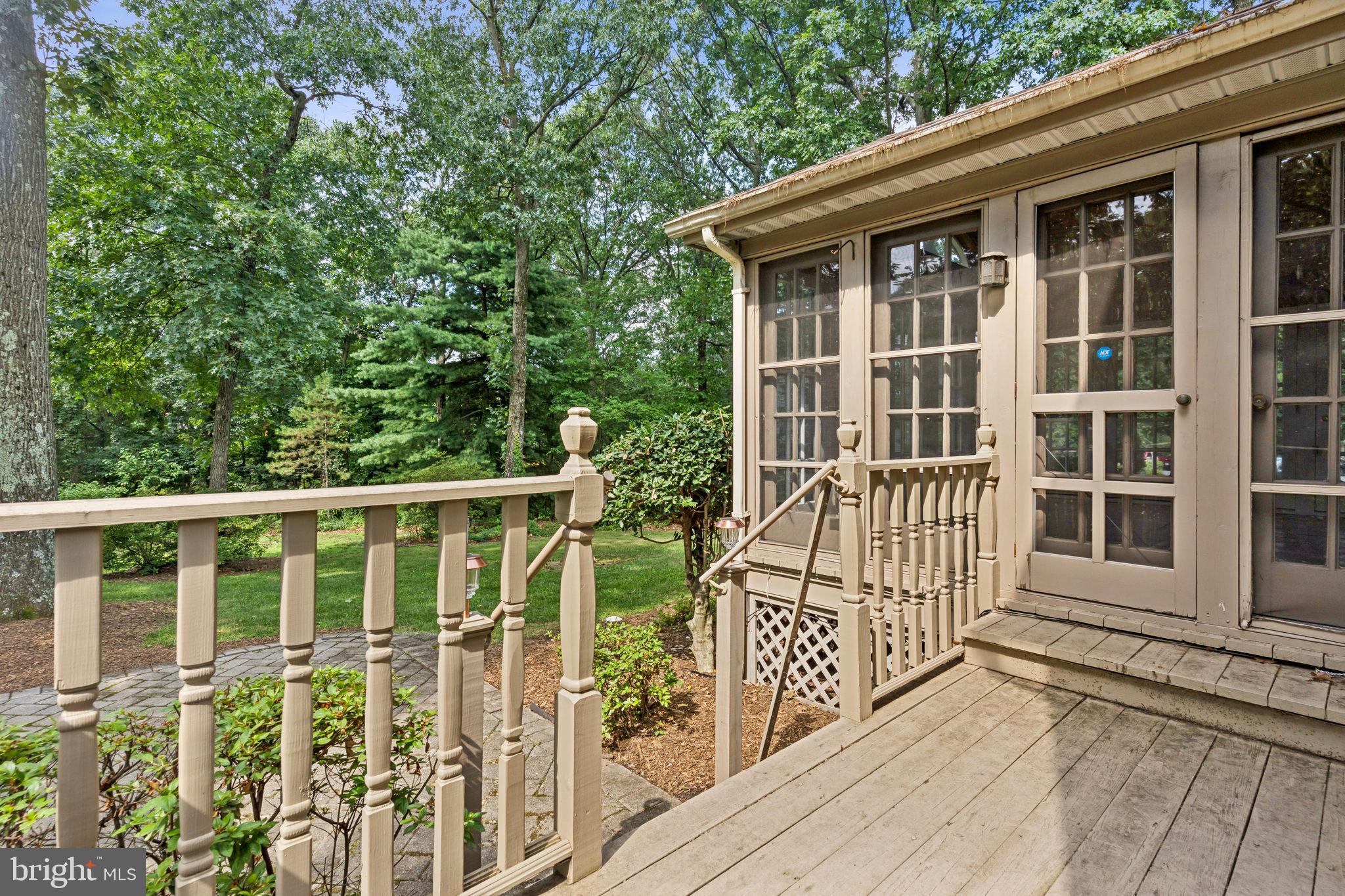 ELMHURST RIDGE - Residential