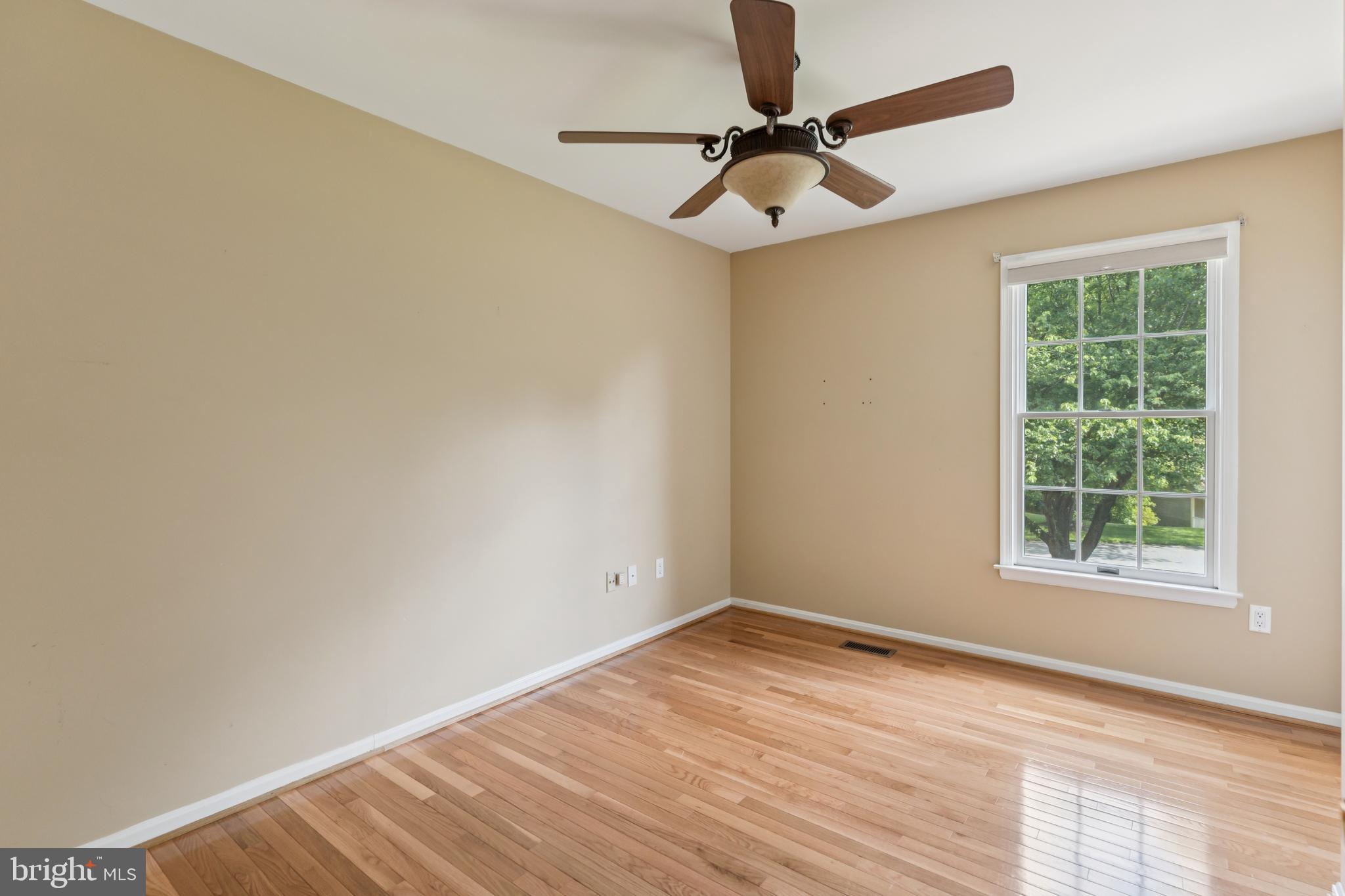 ELMHURST RIDGE - Residential