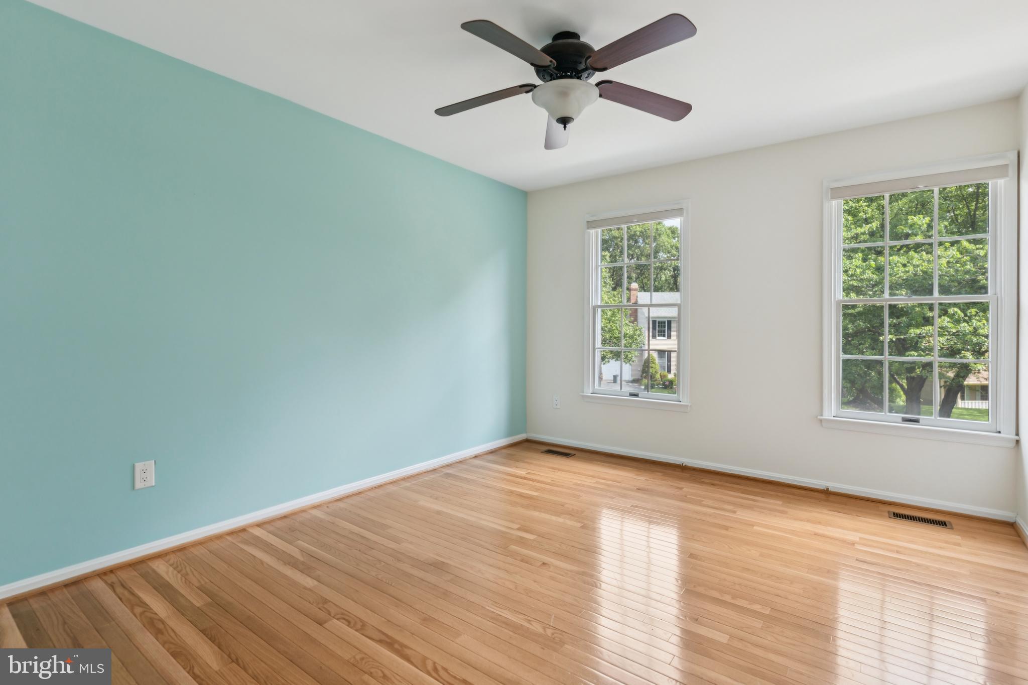 ELMHURST RIDGE - Residential