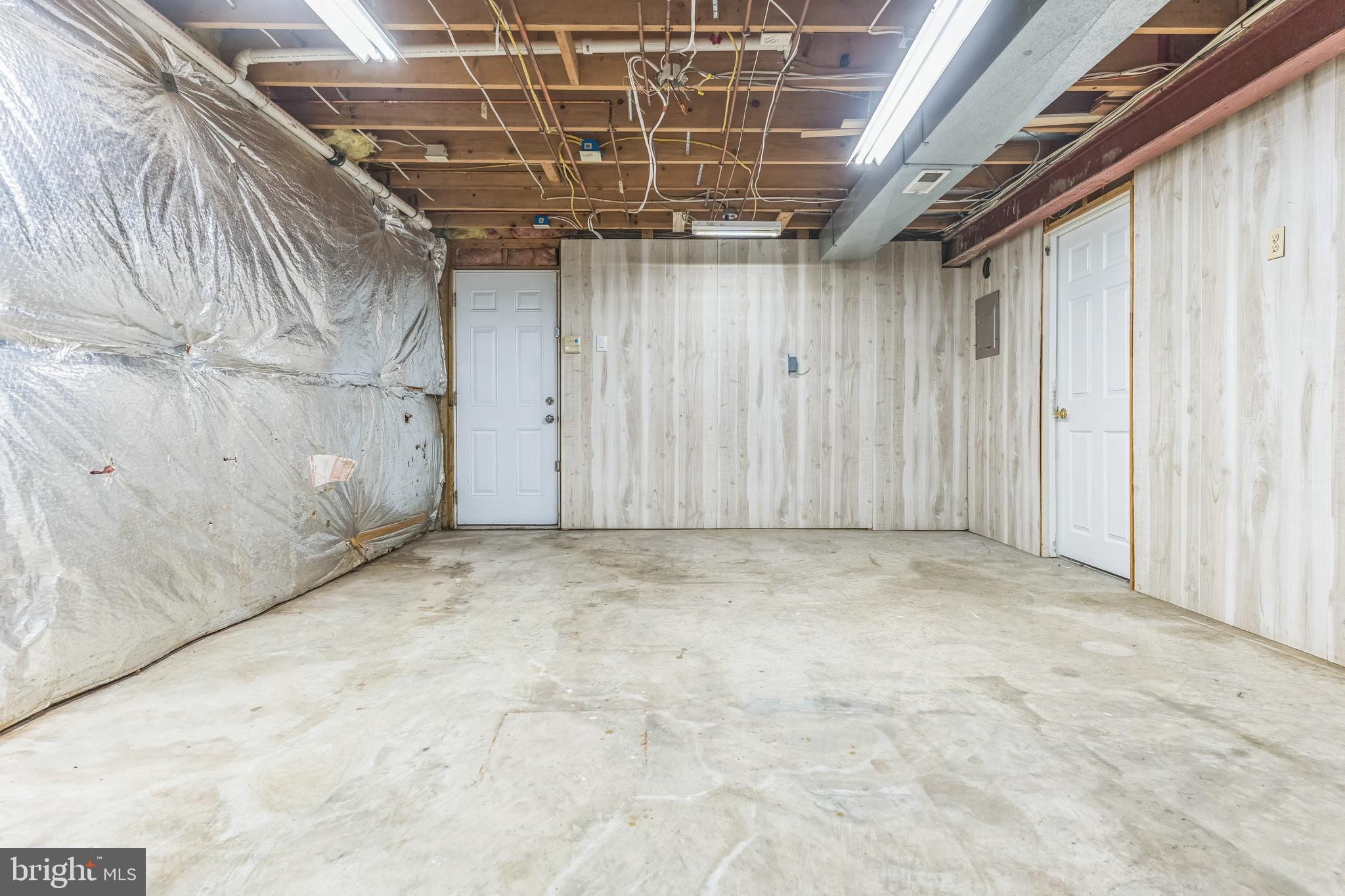 ELMHURST RIDGE - Residential