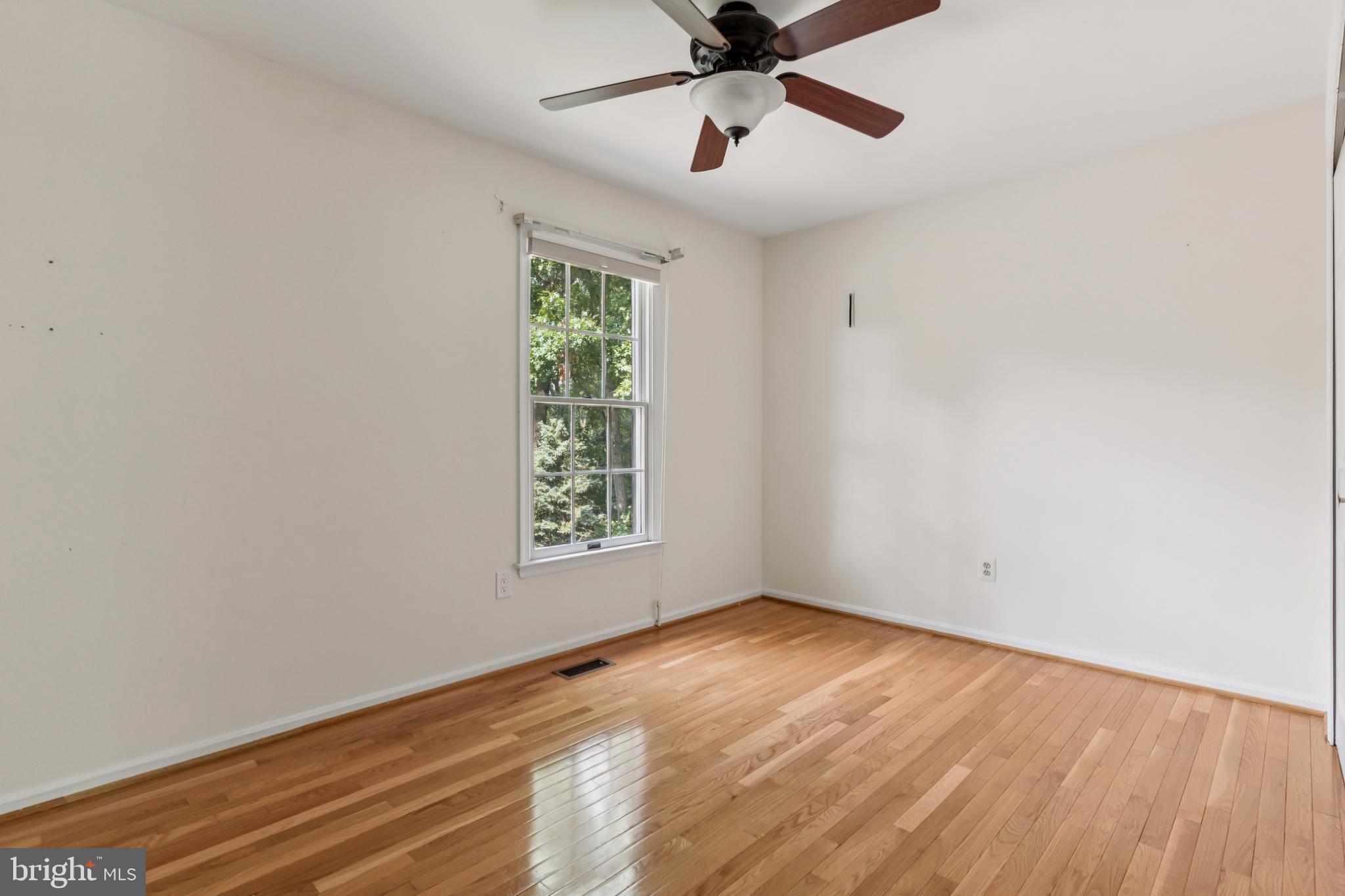 ELMHURST RIDGE - Residential