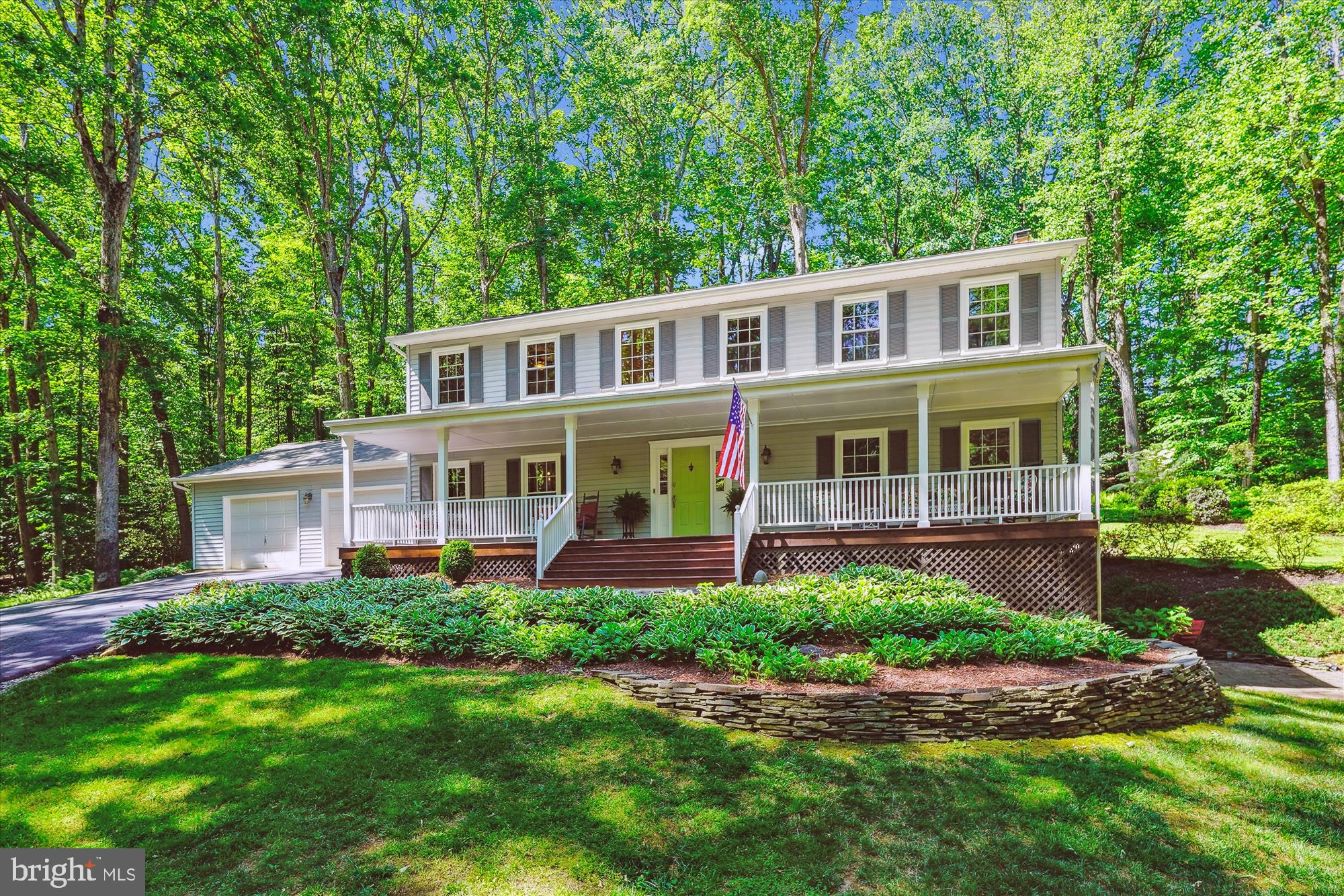 6521 COMMONWEALTH COURT