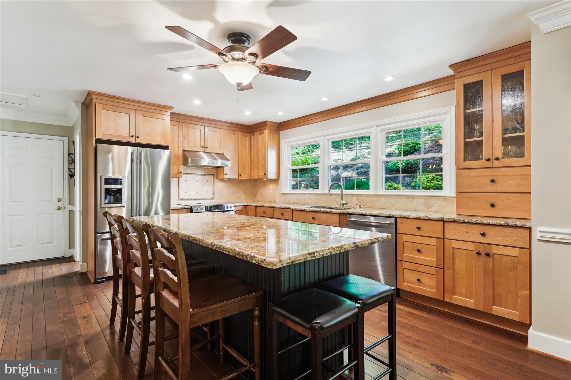 FOREST HILLS - Residential