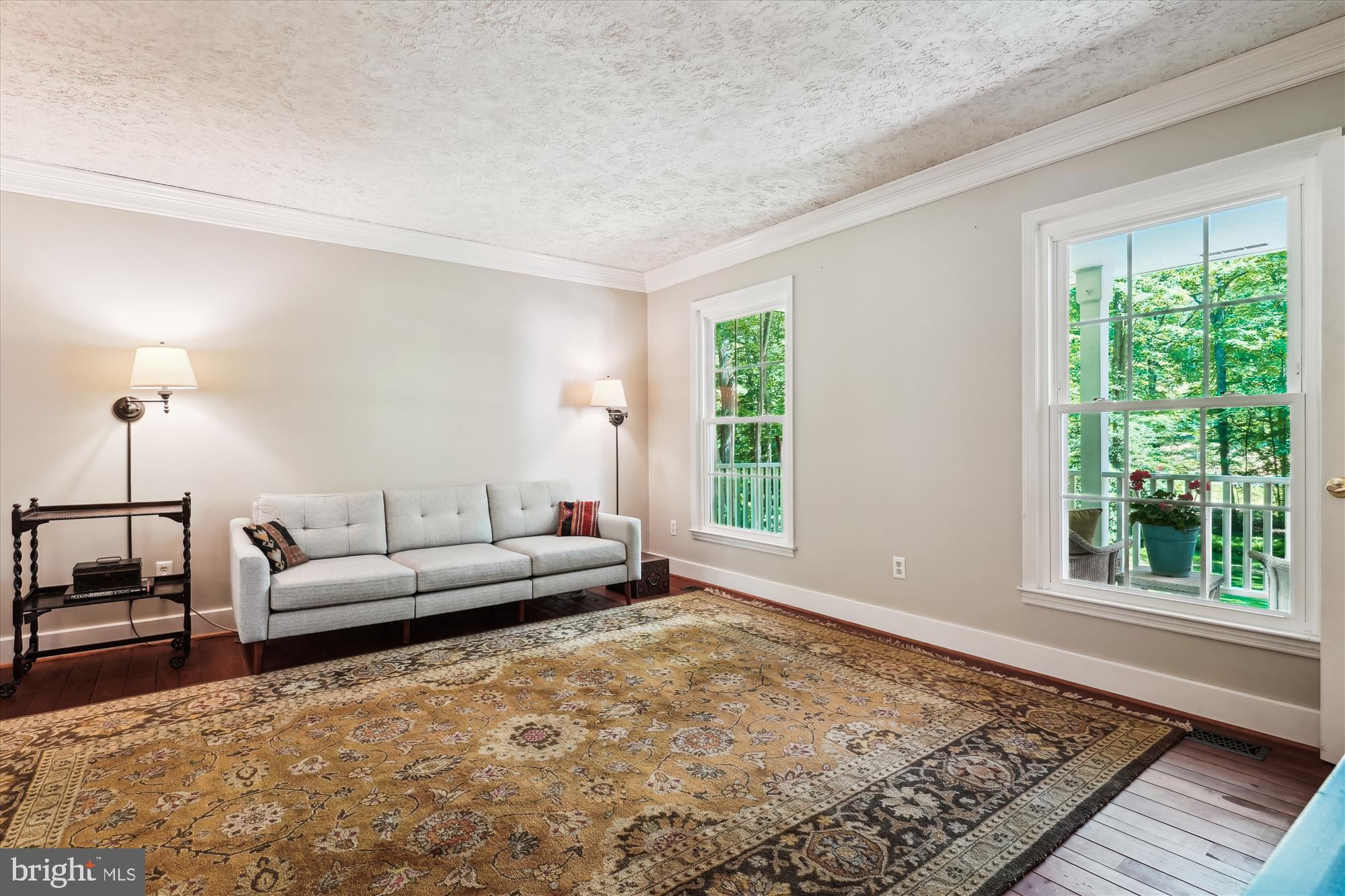 FOREST HILLS - Residential