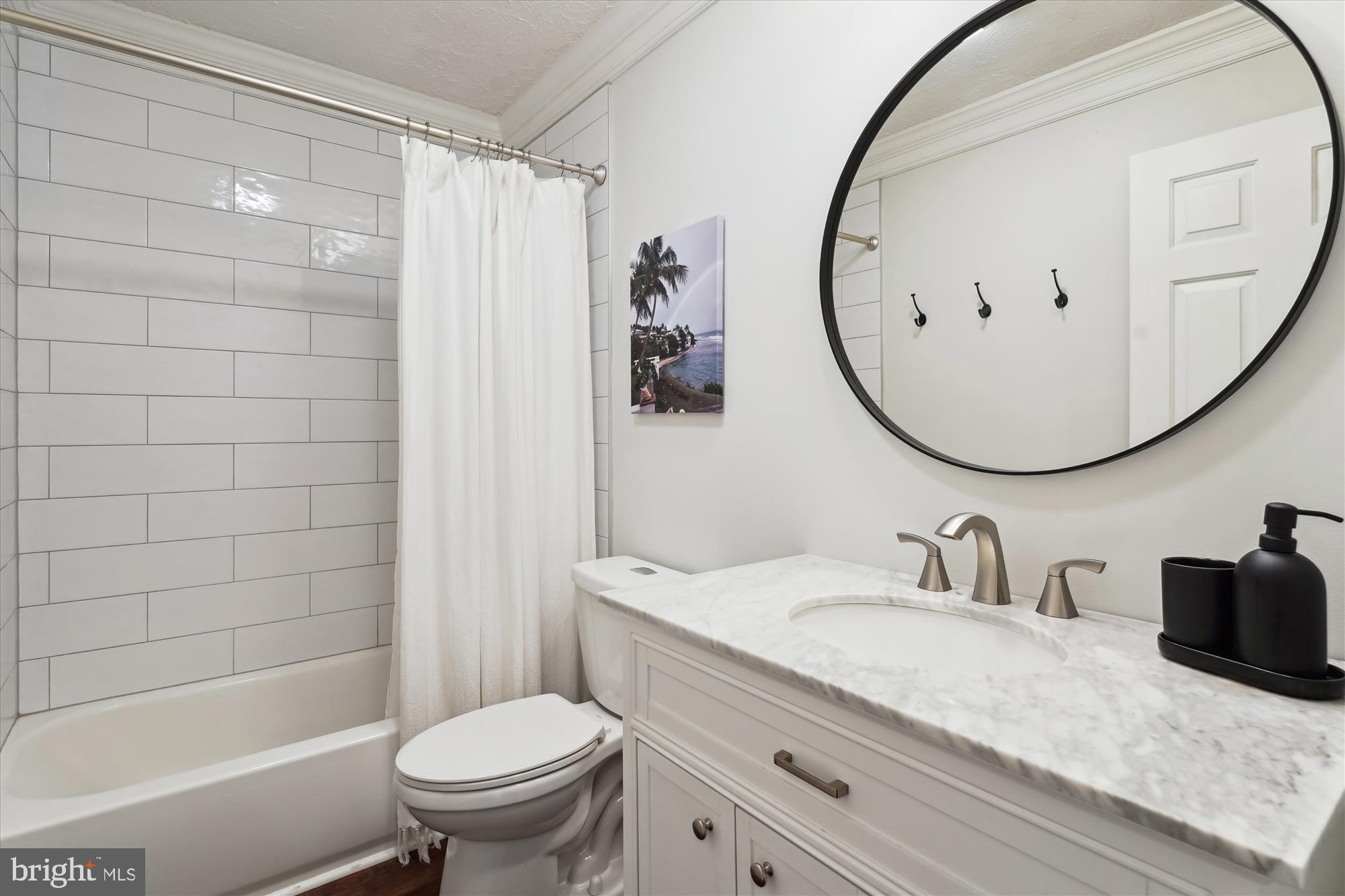 FOREST HILLS - Residential