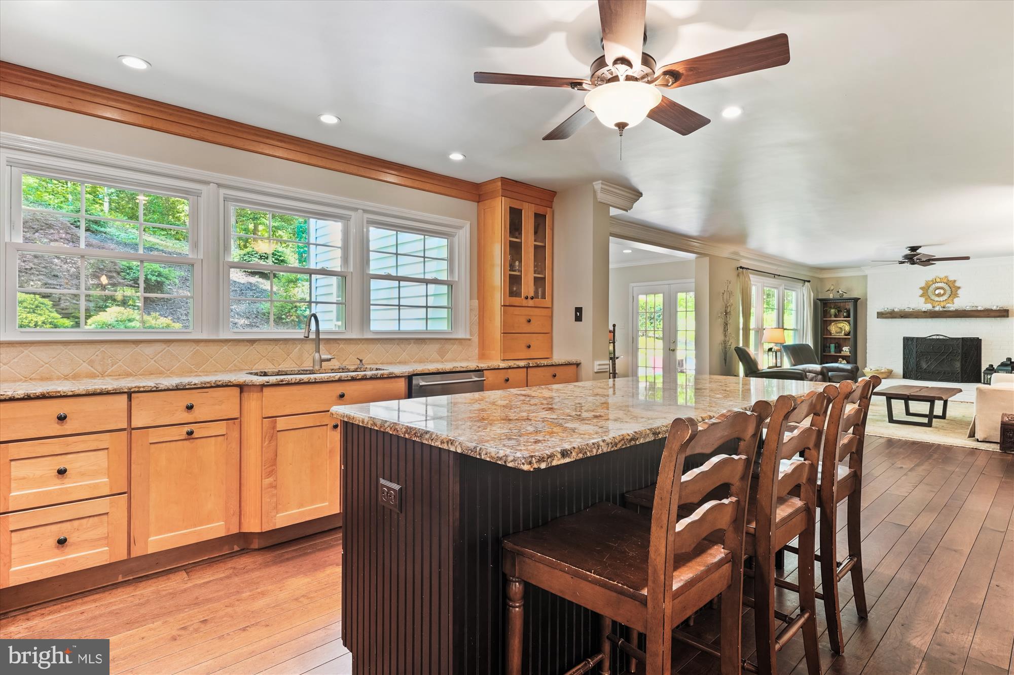 FOREST HILLS - Residential