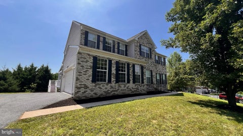 Homes For Sale - 18305 Bubbling Spring Terrace<br/> BOYDS, MD 20841
