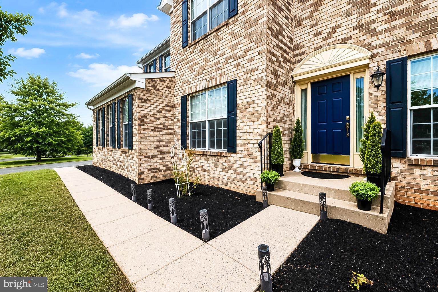 Available Properties 1 18305 BUBBLING SPRING TERRACE