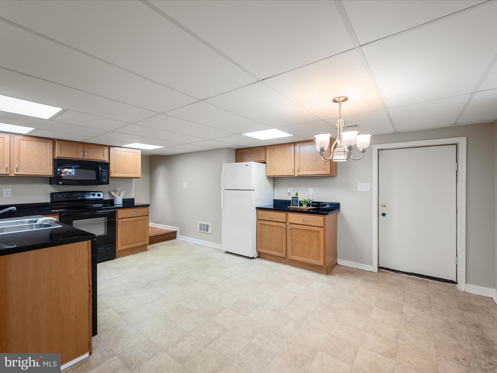 HERMITAGE RIDGE - Residential