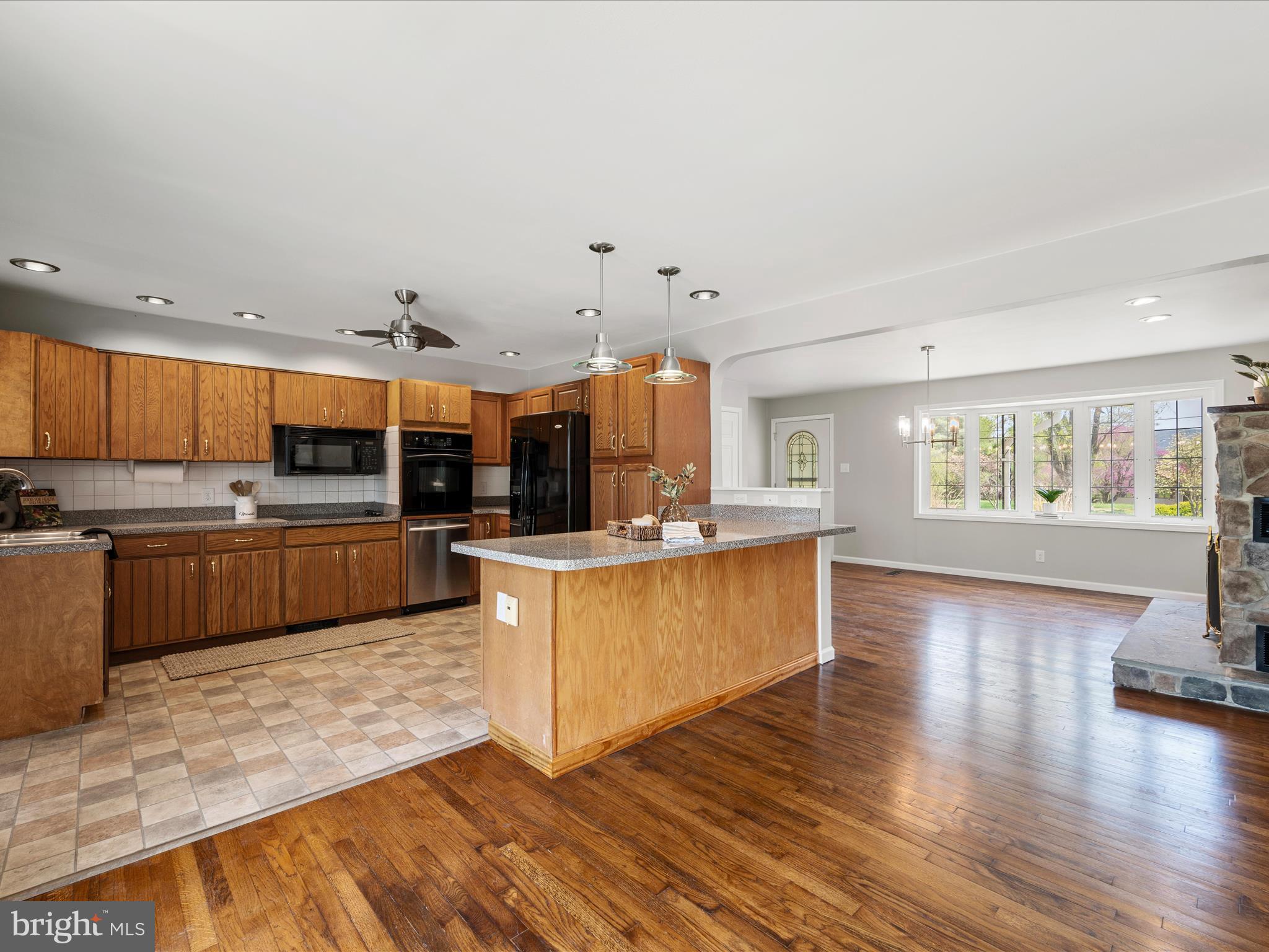 HERMITAGE RIDGE - Residential