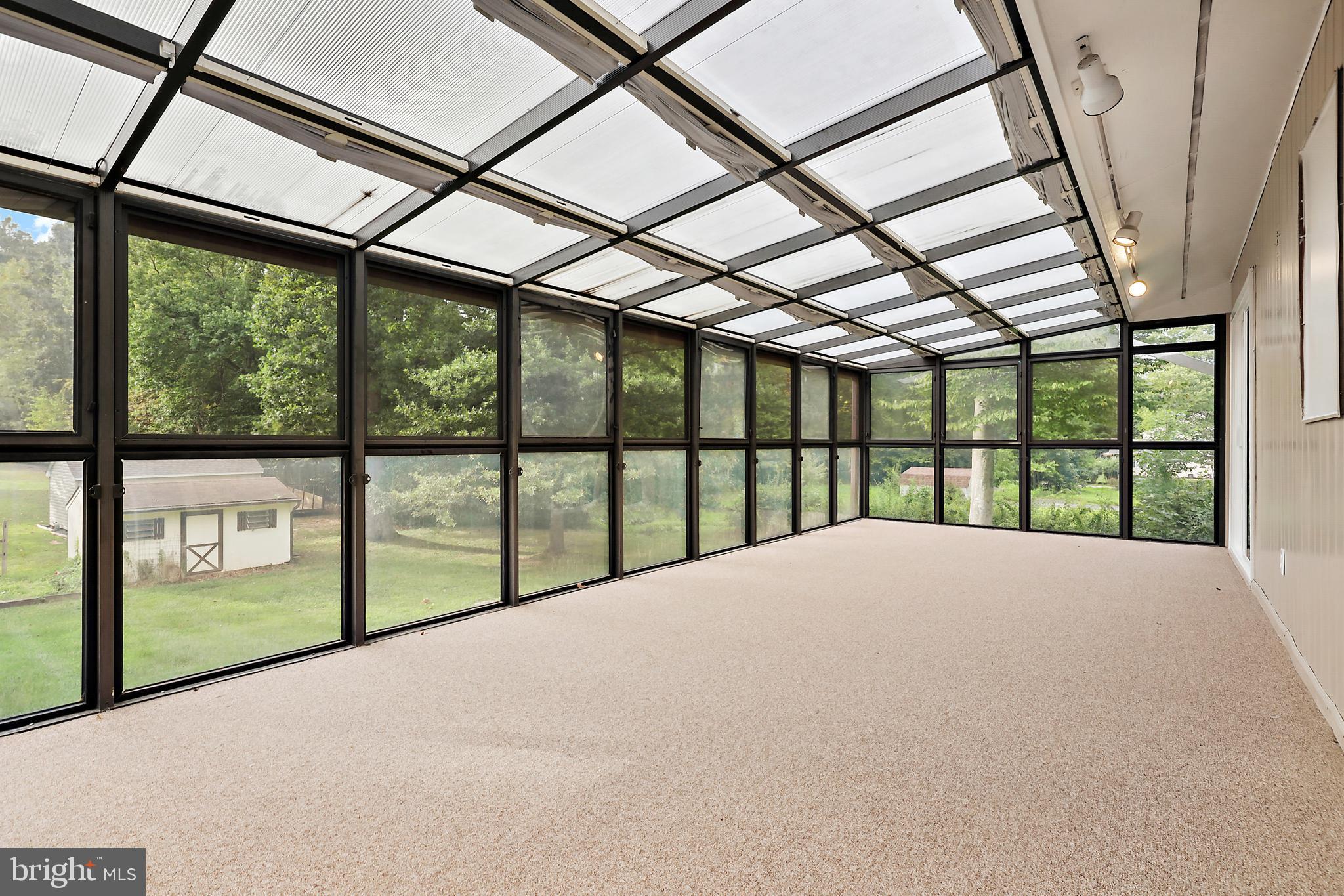 WOODCREST - Residential