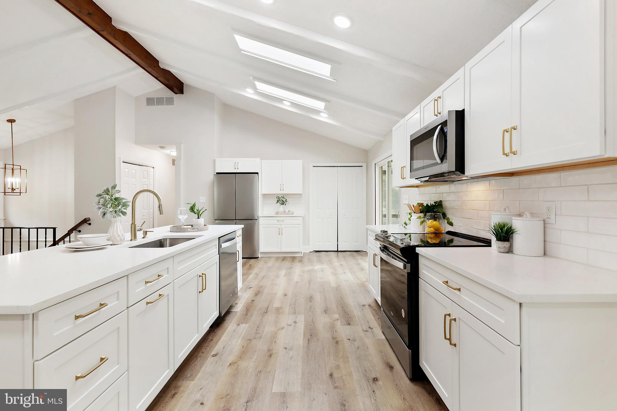 WOODCREST - Residential