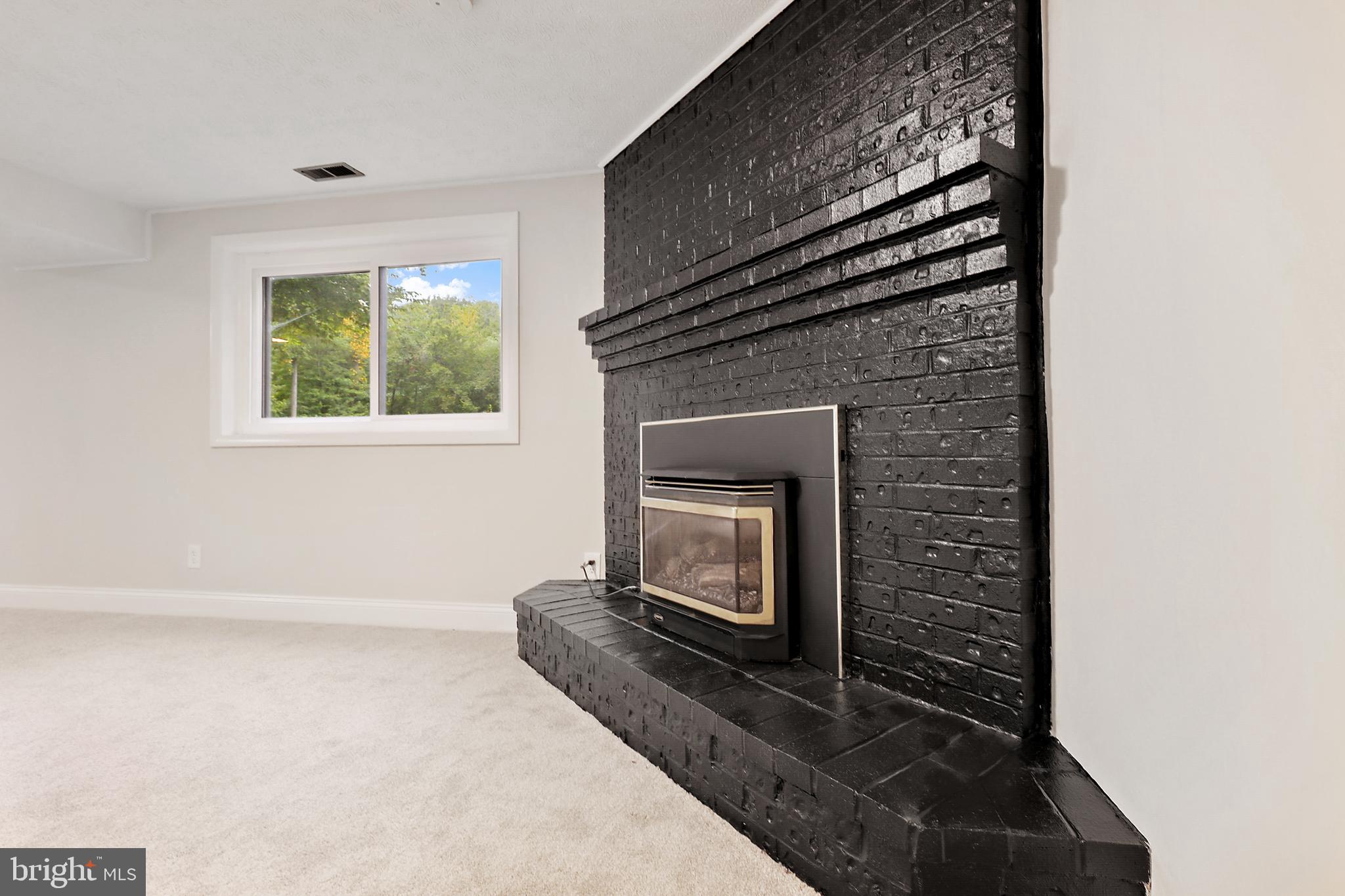 WOODCREST - Residential