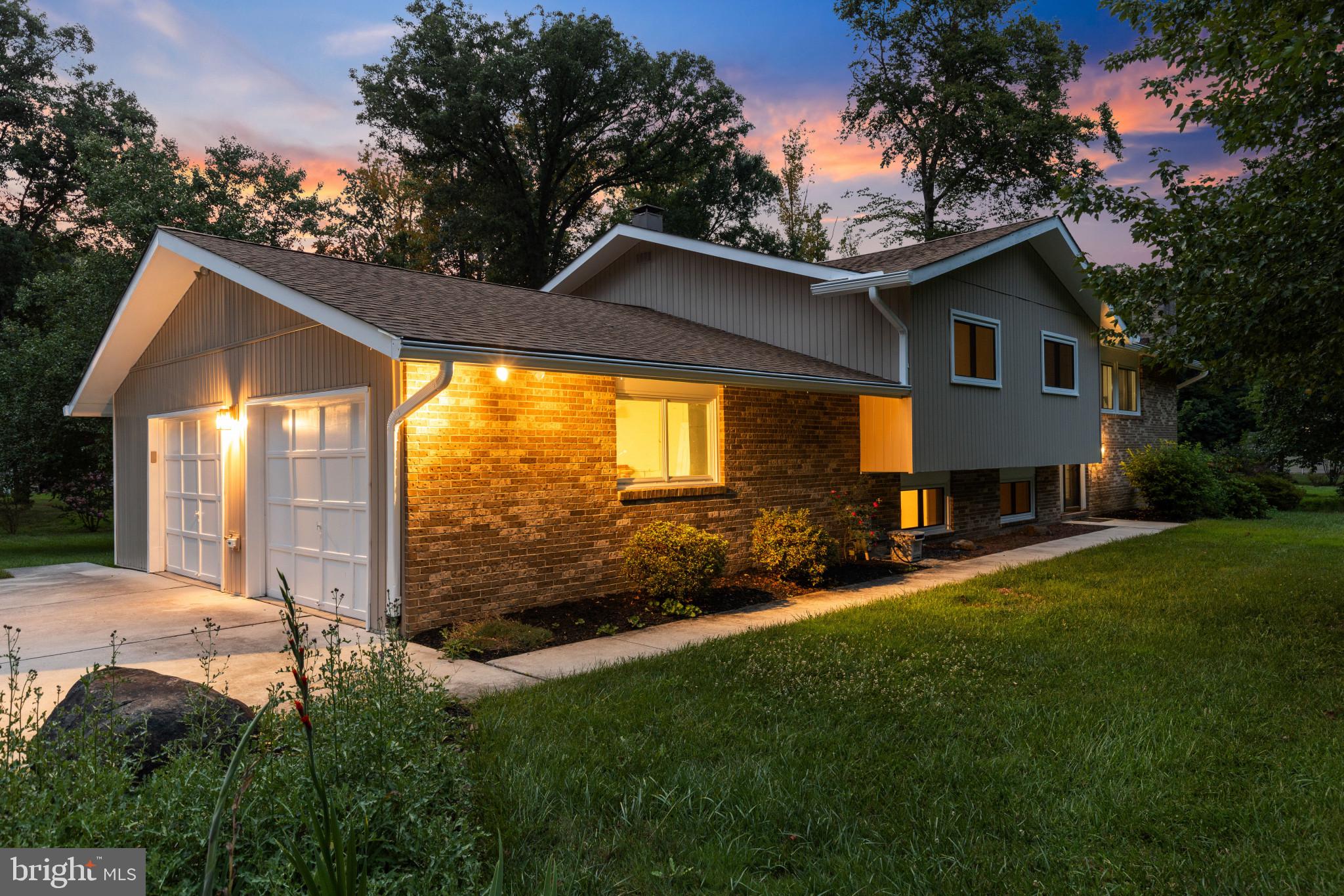 WOODCREST - Residential