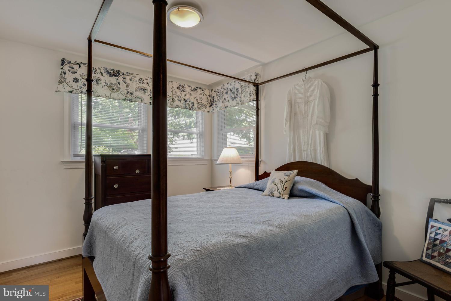 ANNAPOLIS ROADS - Residential