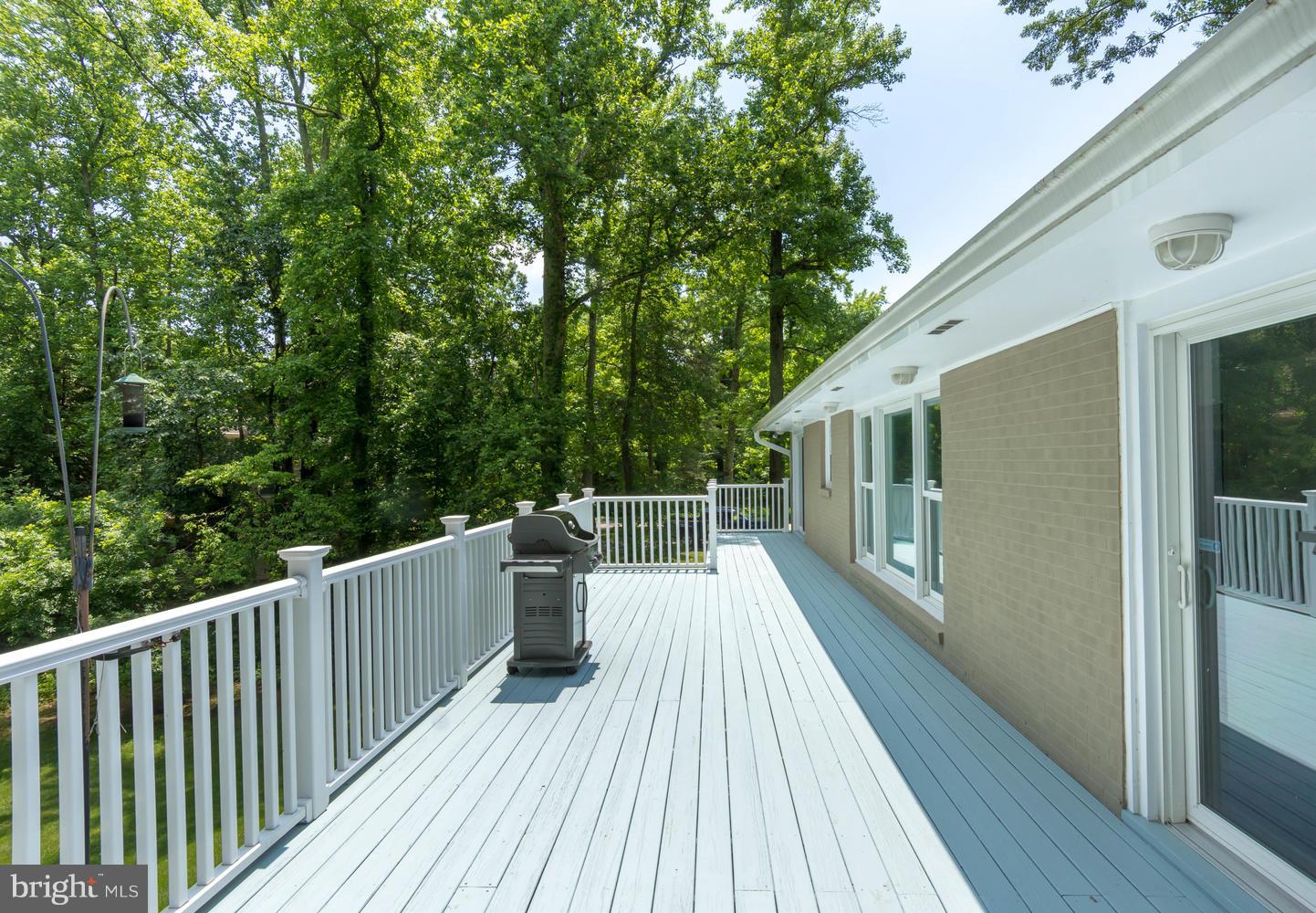 ANNAPOLIS ROADS - Residential