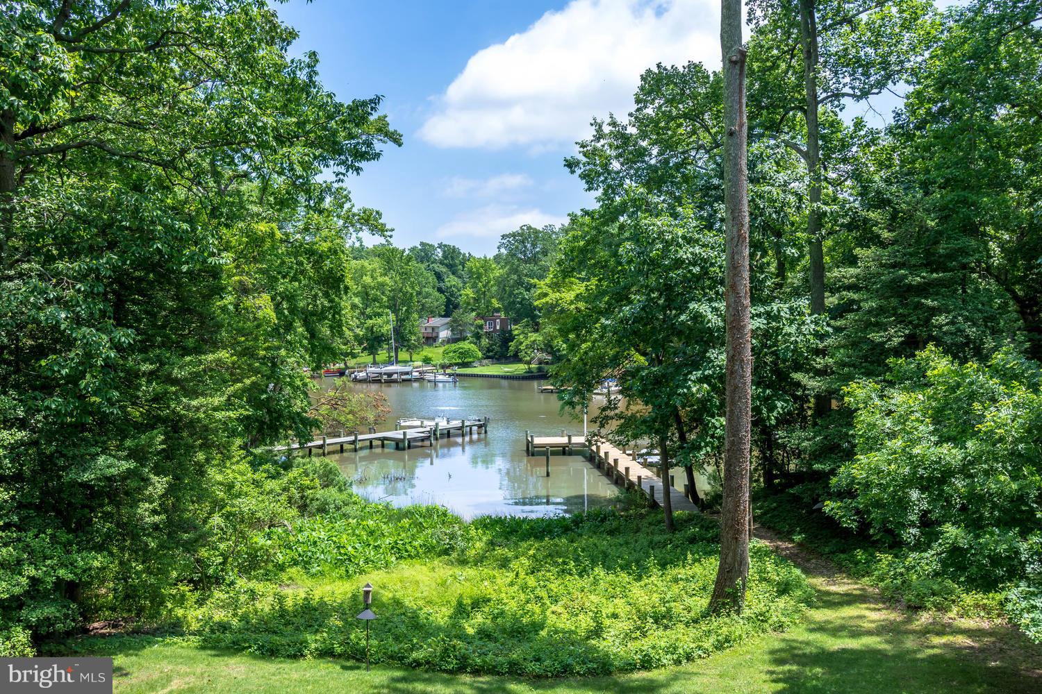 ANNAPOLIS ROADS - Residential