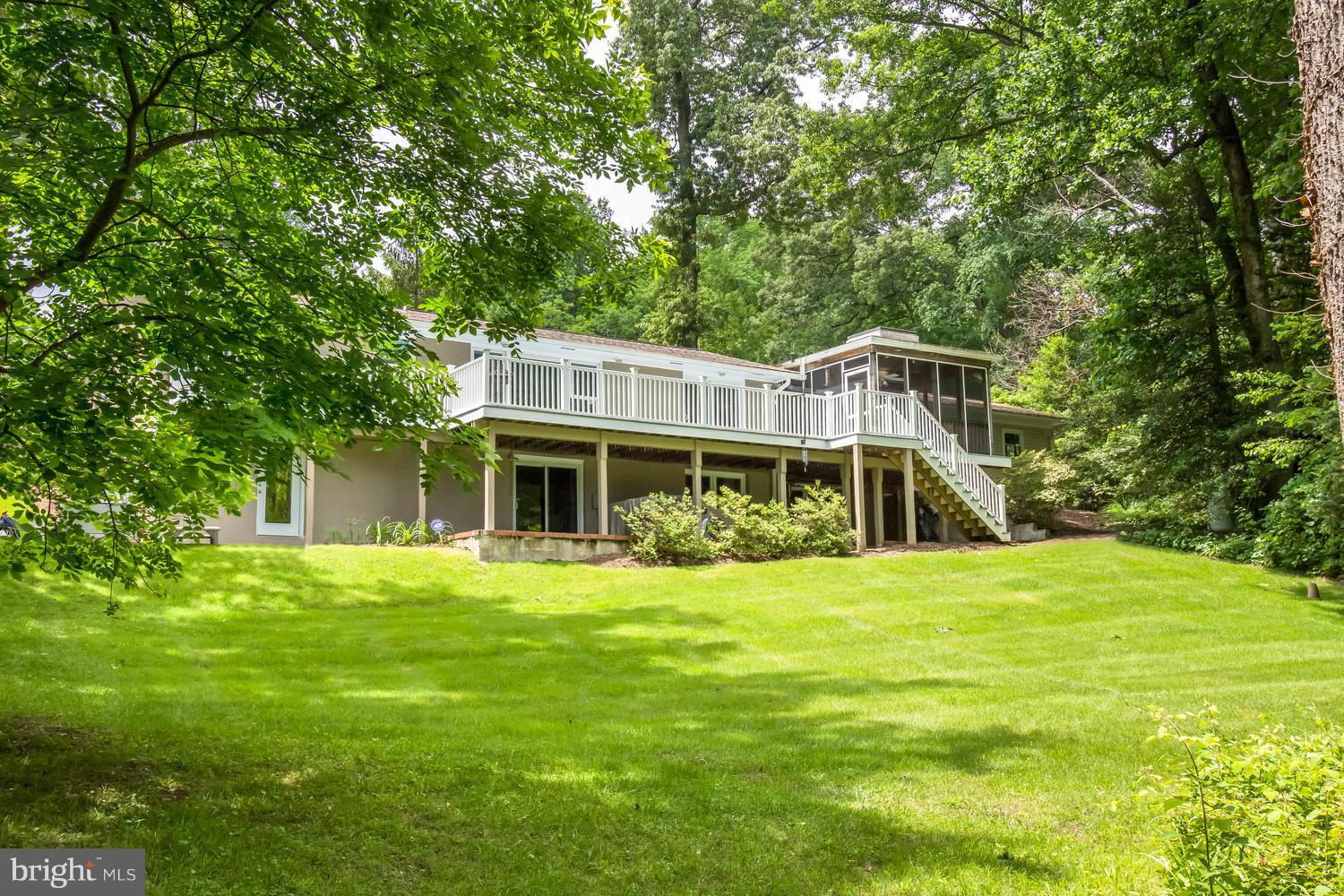 ANNAPOLIS ROADS - Residential