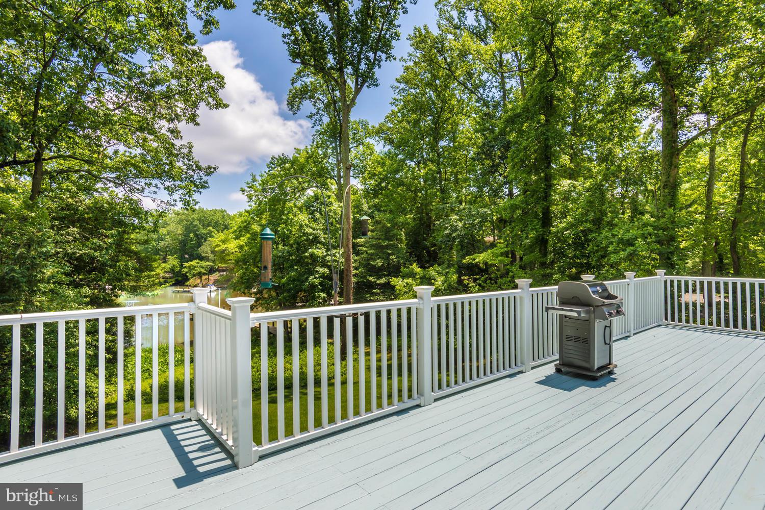 ANNAPOLIS ROADS - Residential