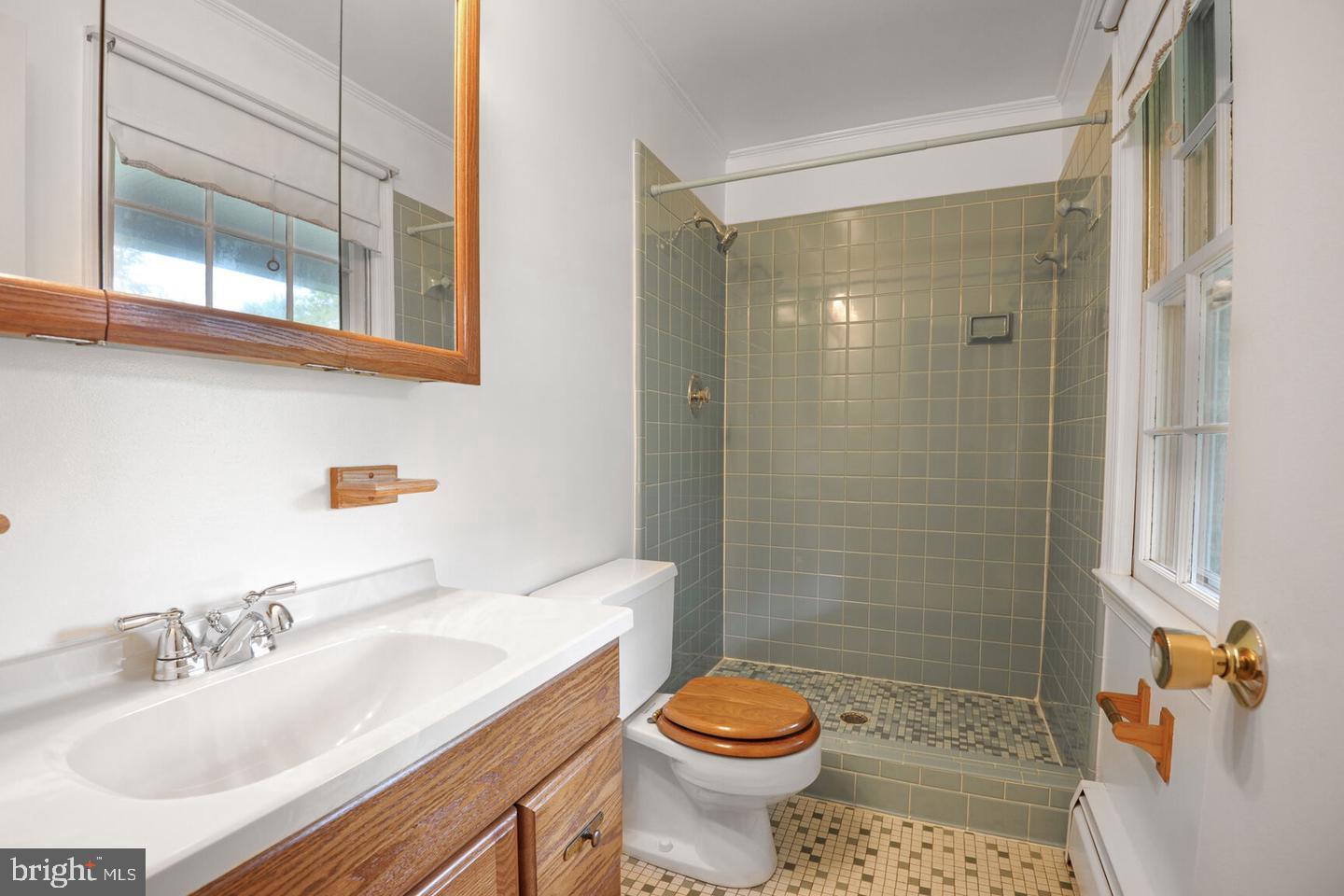 VALE SPRING WOODS - Residential