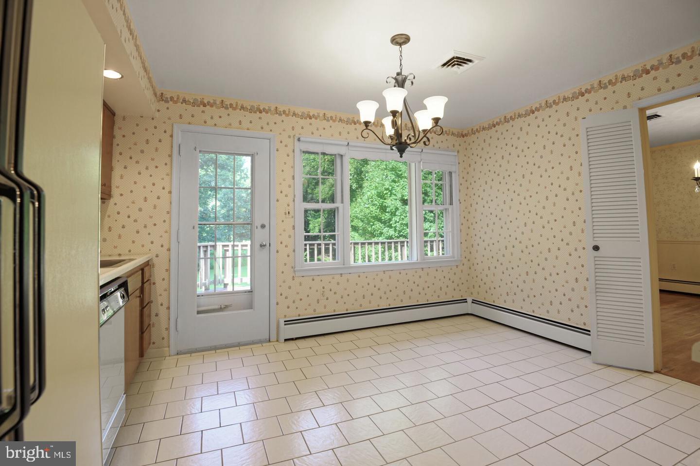 VALE SPRING WOODS - Residential