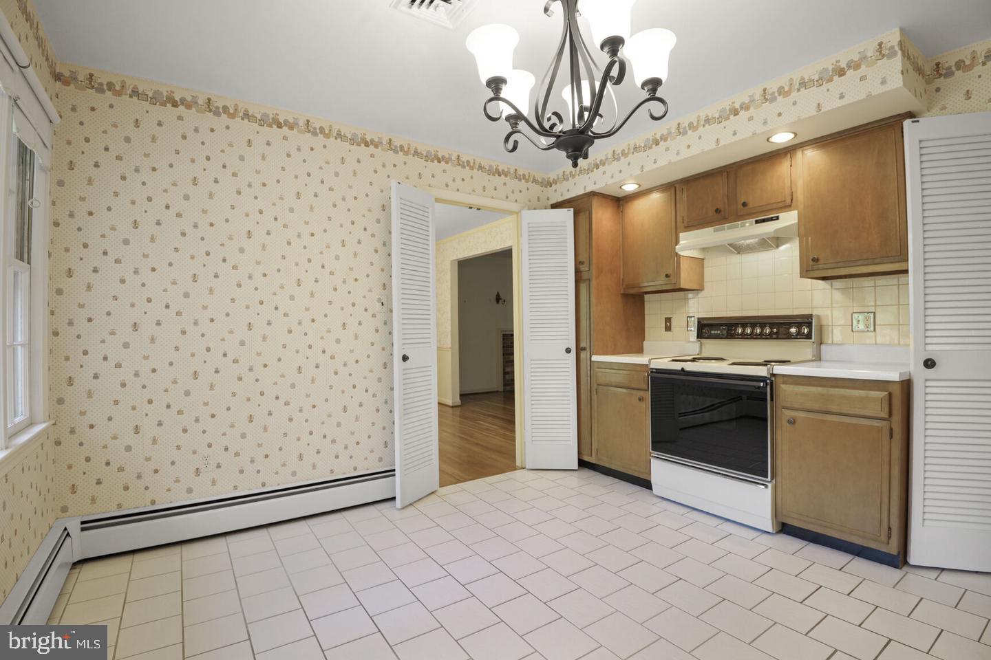 VALE SPRING WOODS - Residential