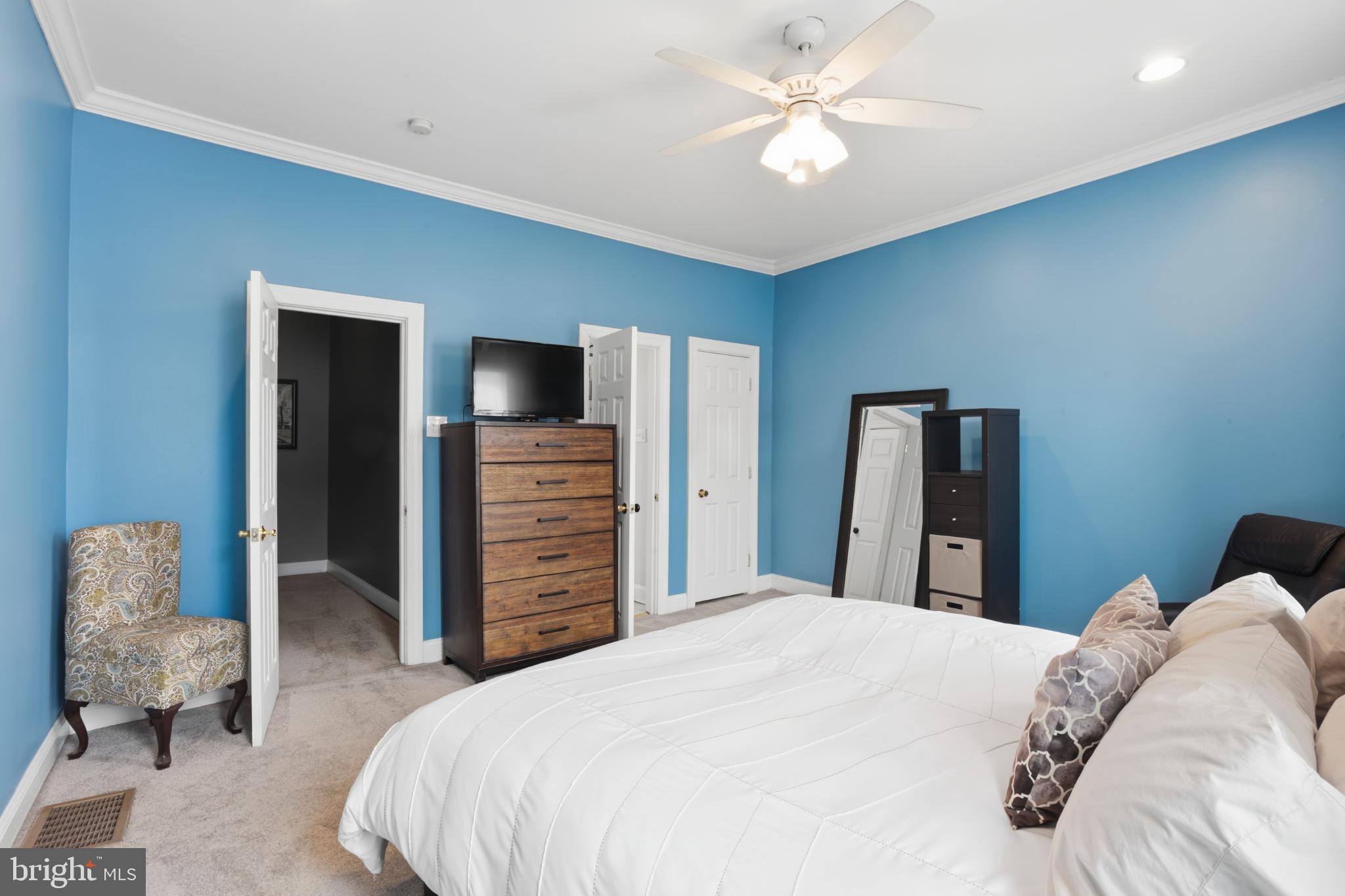 PHILADELPHIA - Residential