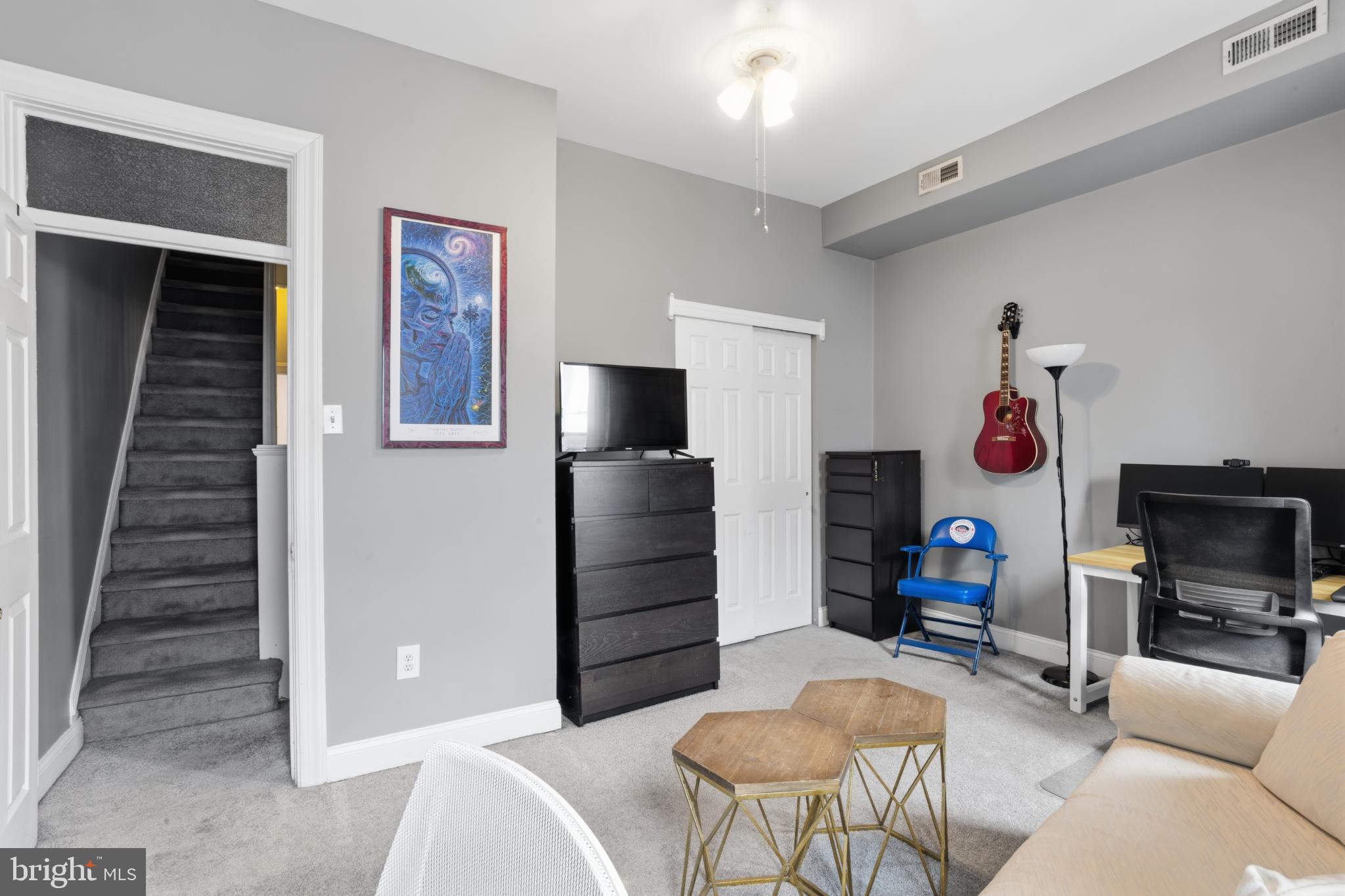 PHILADELPHIA - Residential