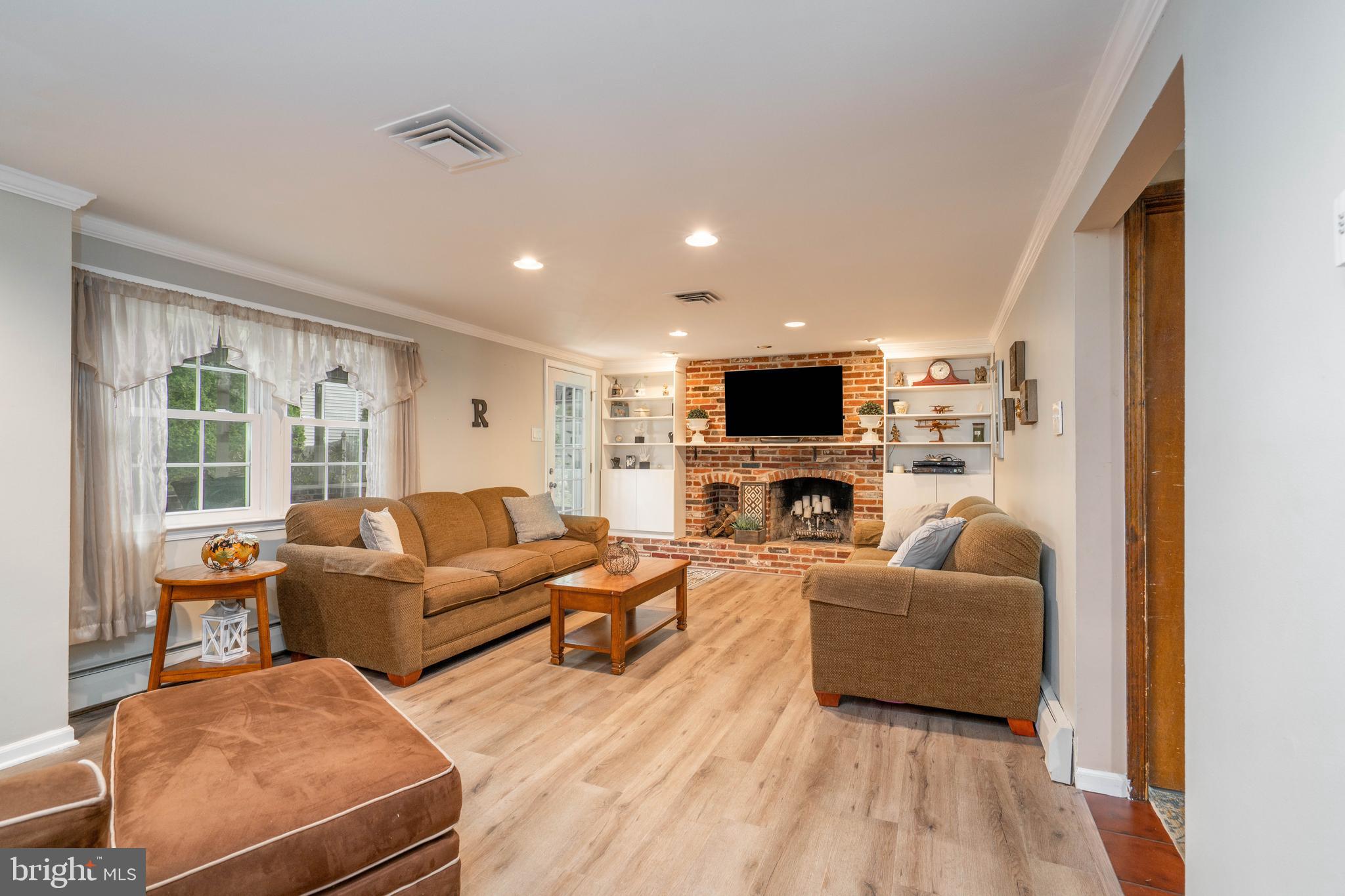 WASHINGTON VIL - Residential