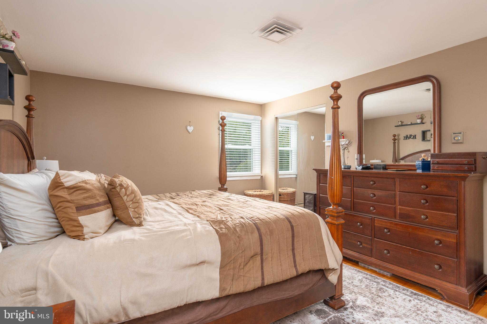 WASHINGTON VIL - Residential