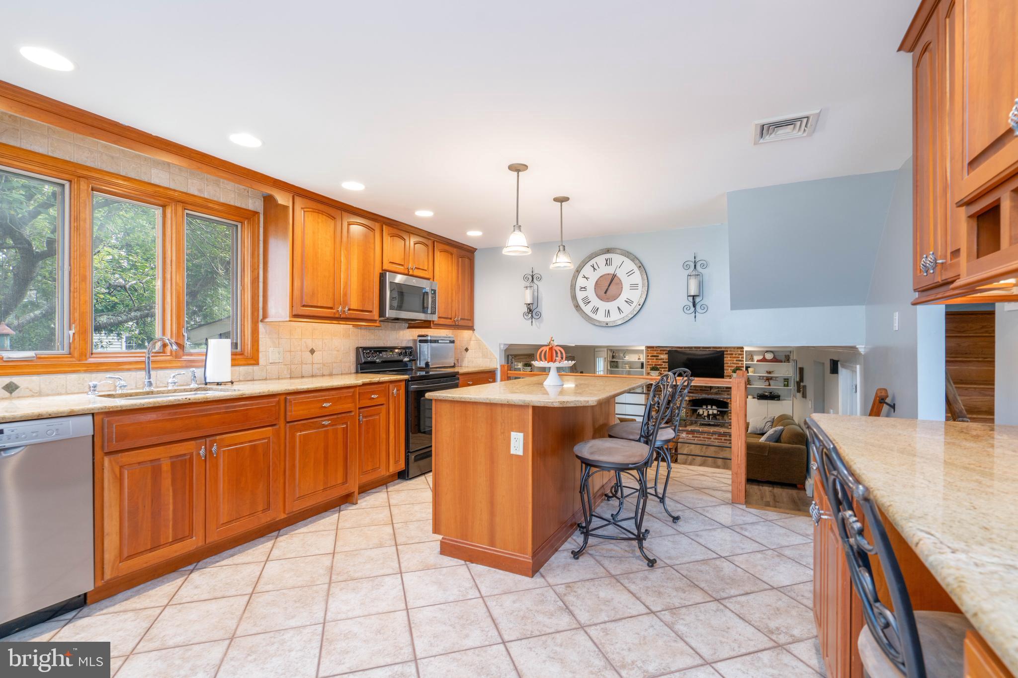 WASHINGTON VIL - Residential