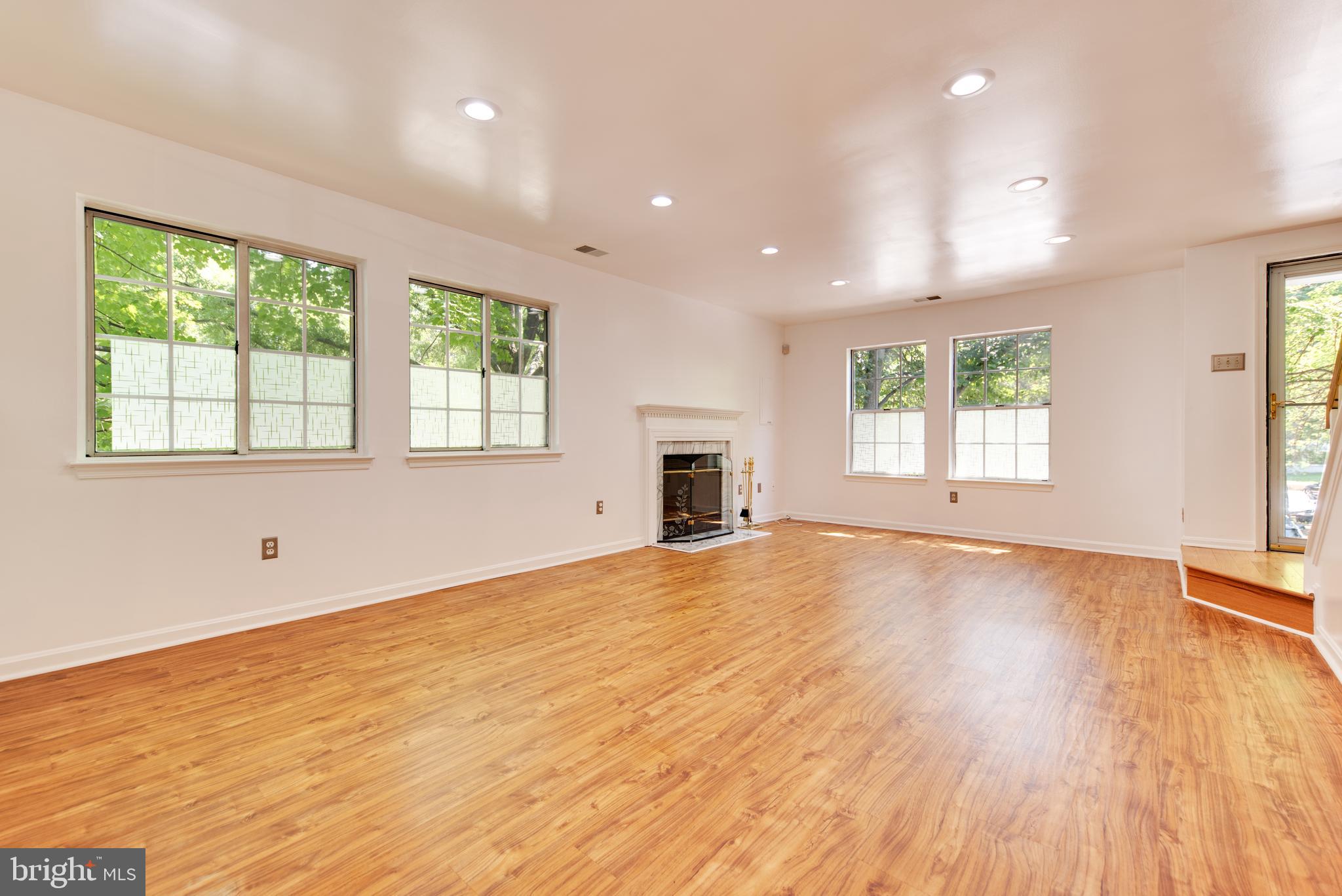 DORSEY HALL - Residential