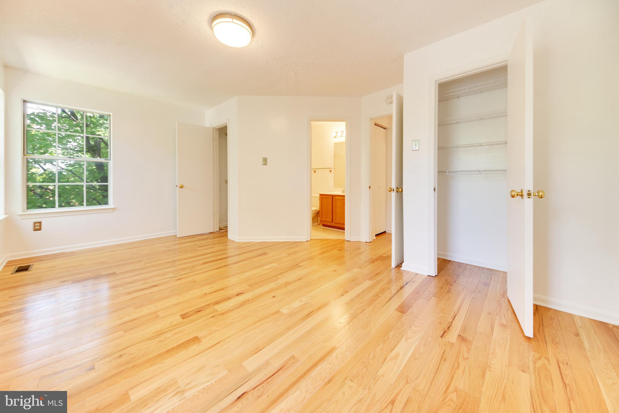 DORSEY HALL - Residential