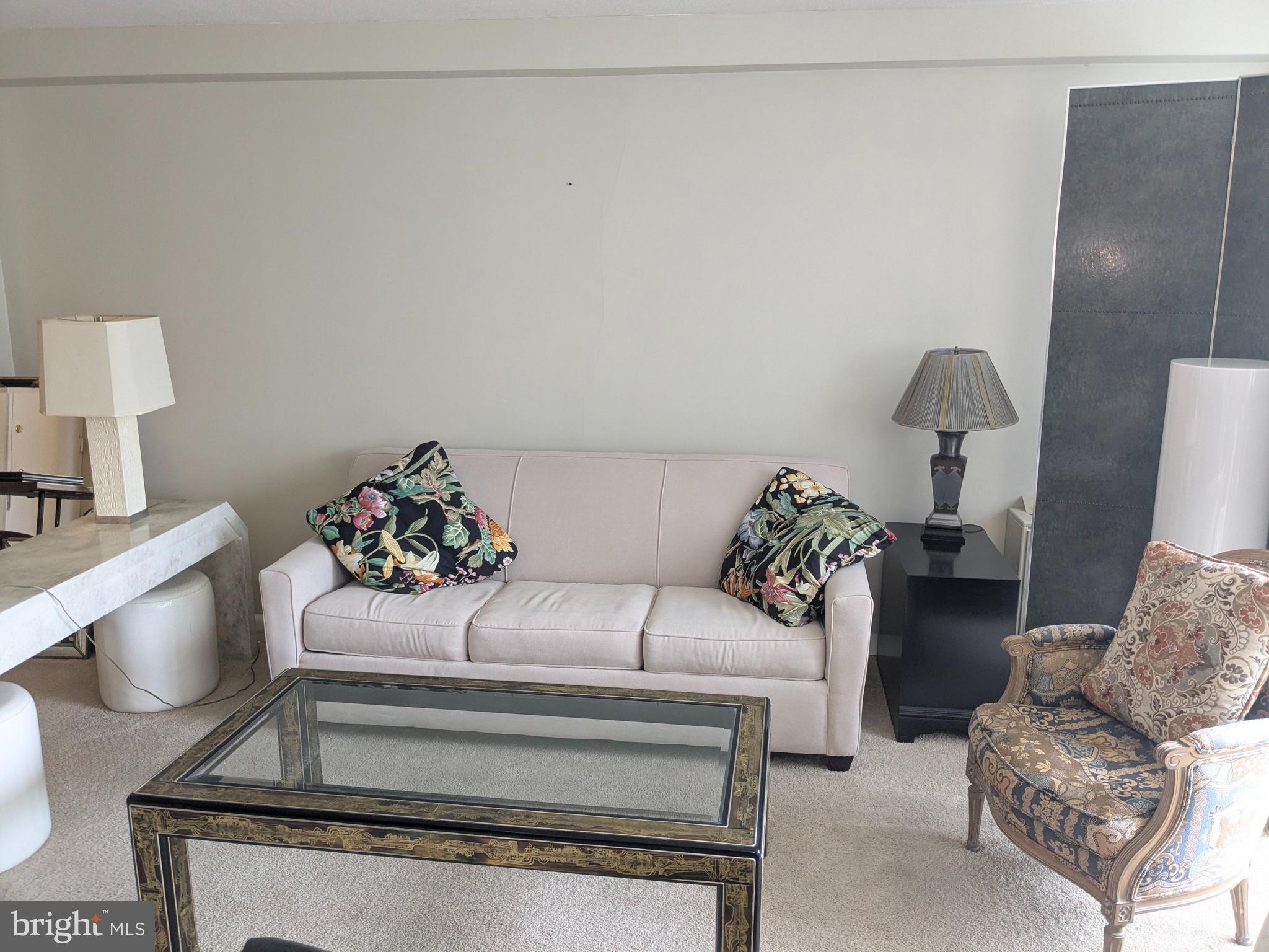 GREEN HILL - Residential