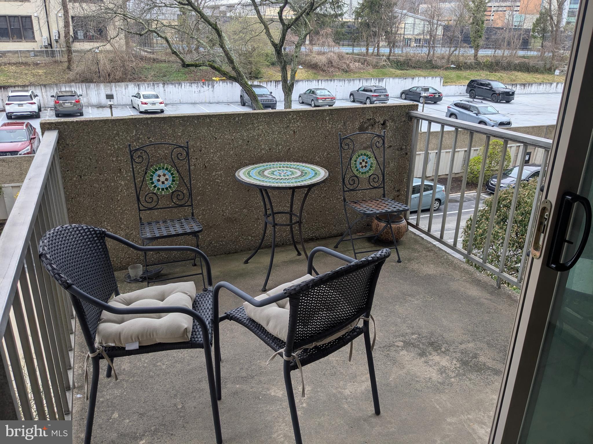 GREEN HILL - Residential