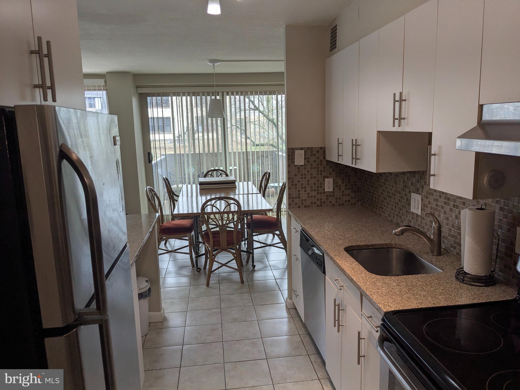 GREEN HILL - Residential