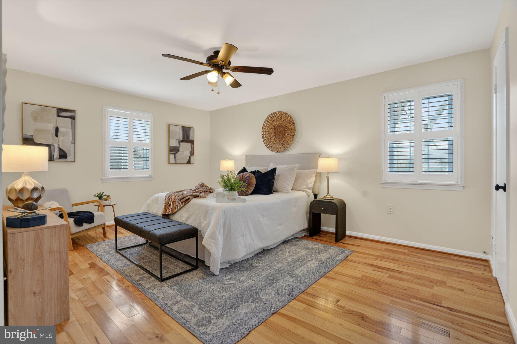 HERITAGE SQUARE - Residential