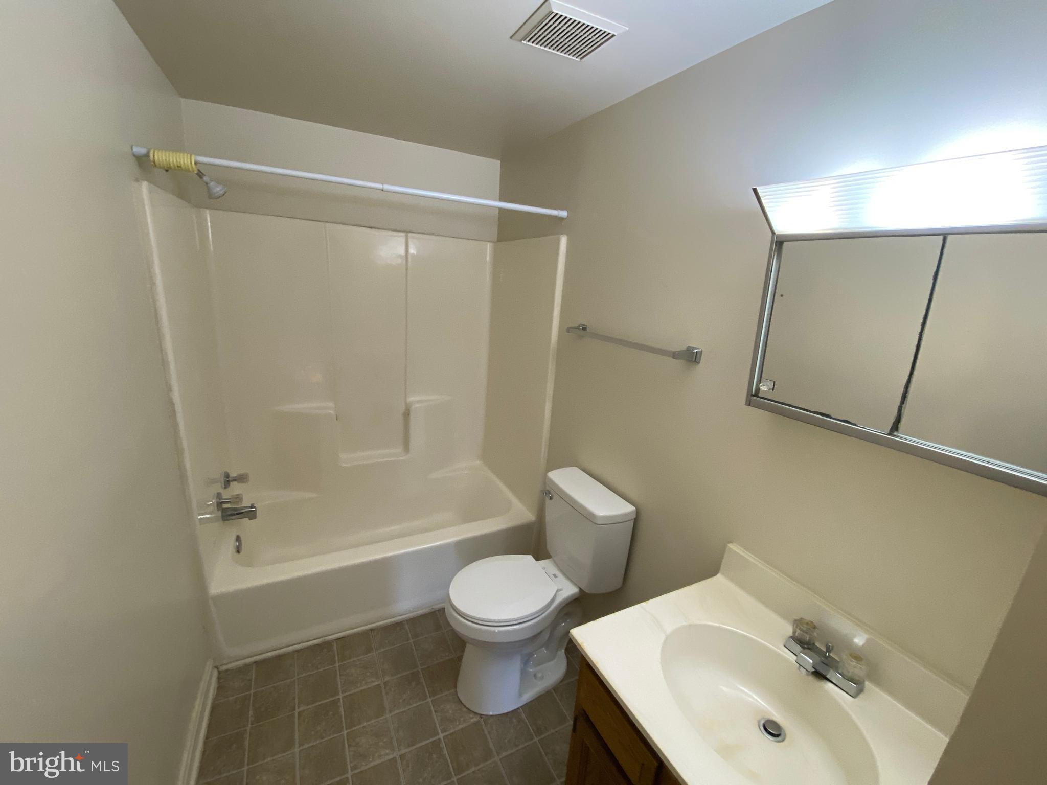 STAFFORD MEADOWS - Residential Lease